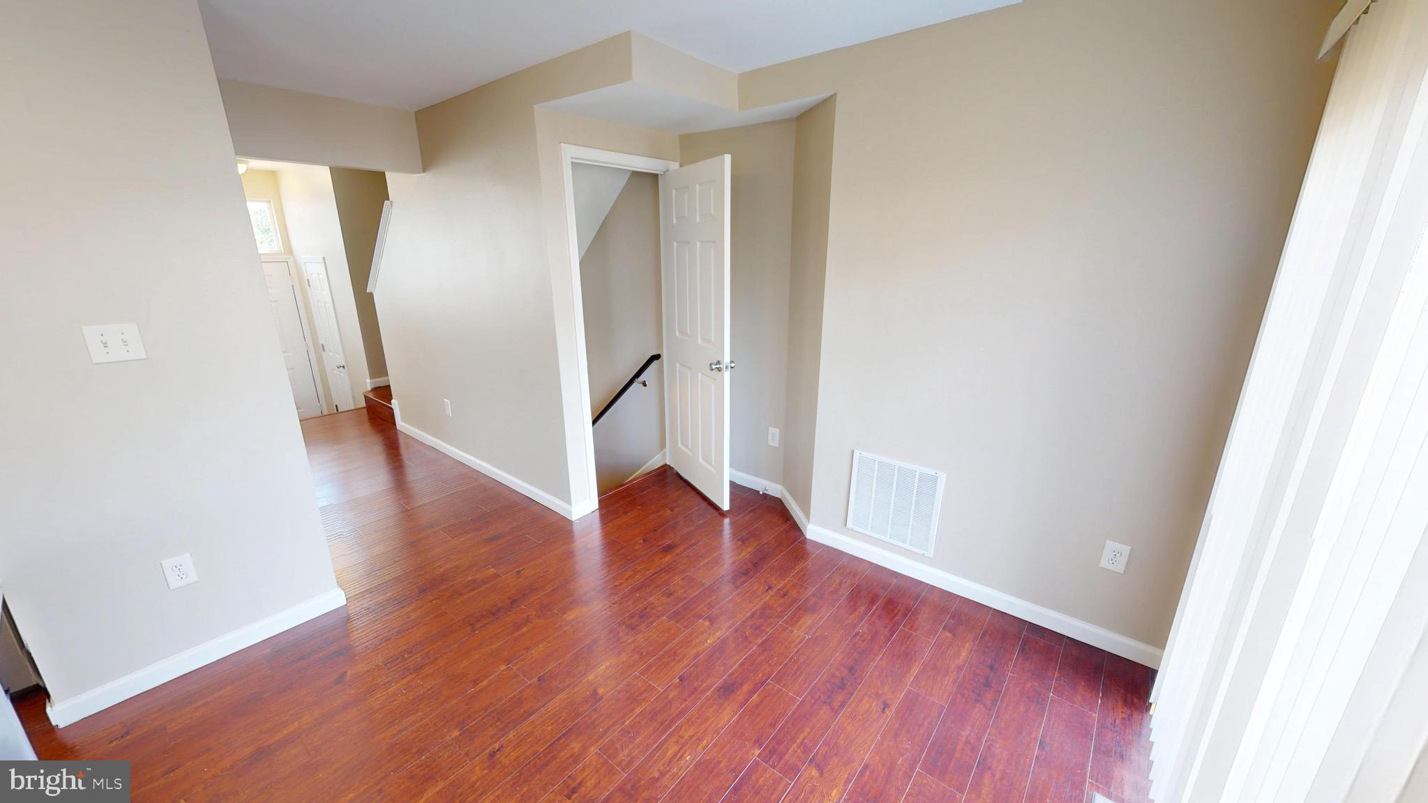 SOMERSET - Residential