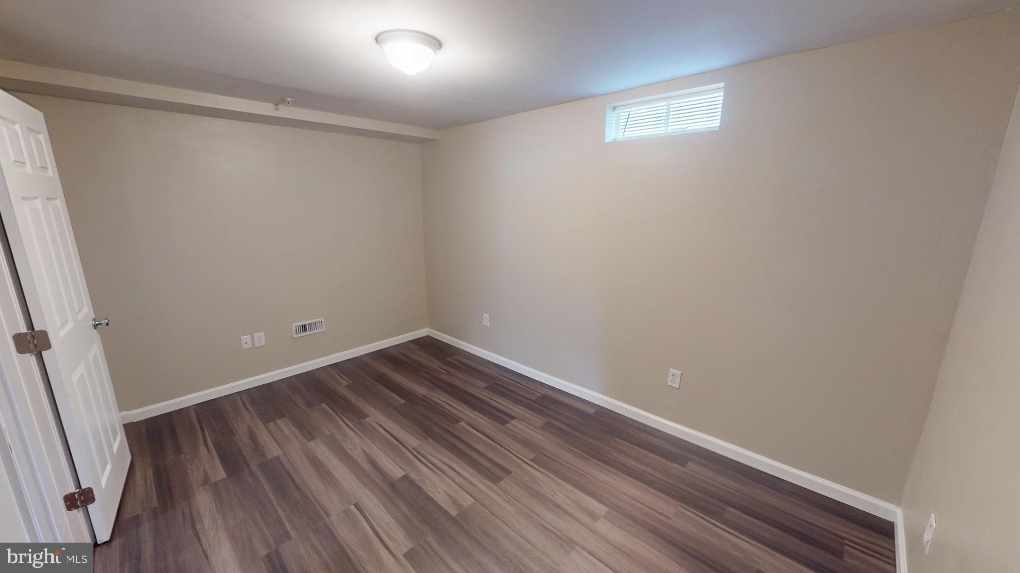 SOMERSET - Residential