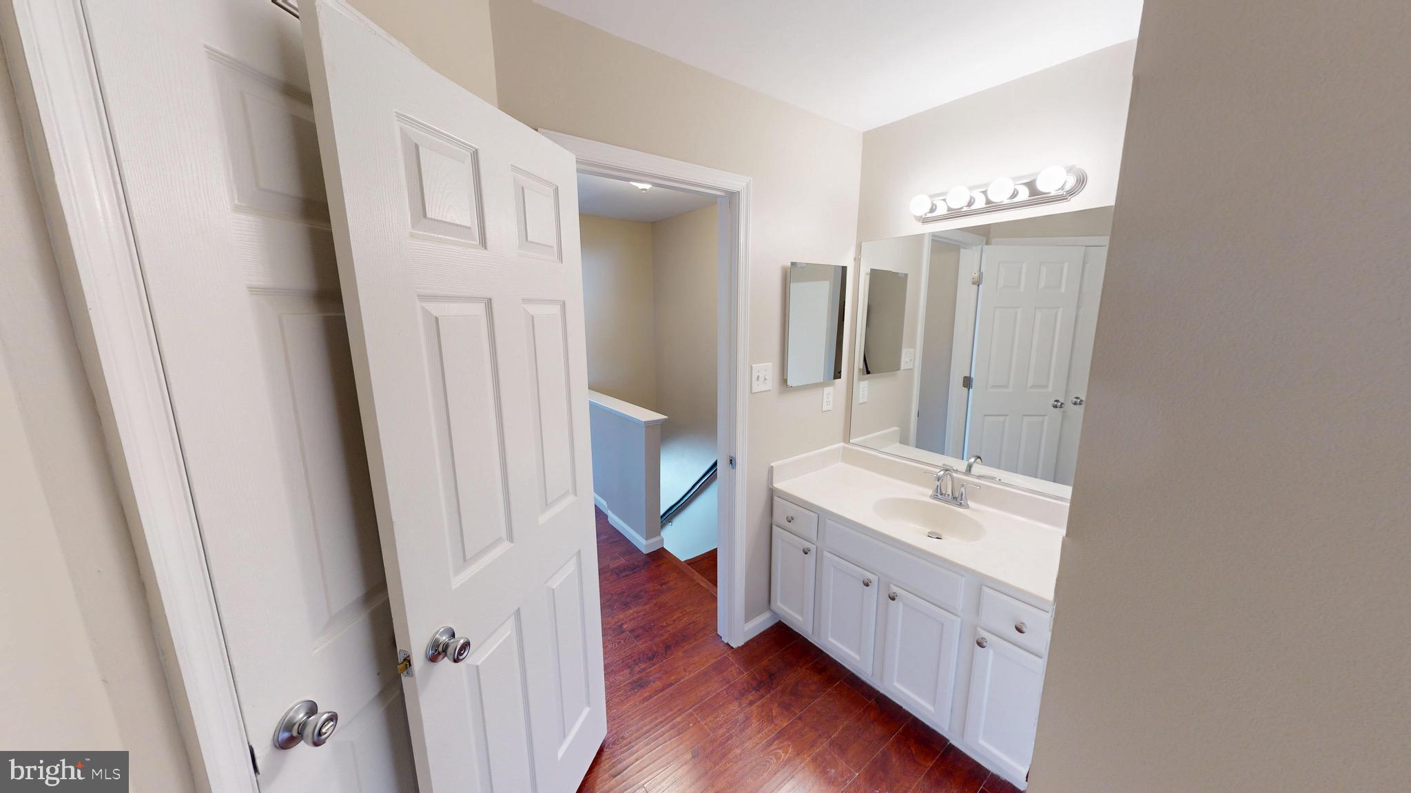 SOMERSET - Residential