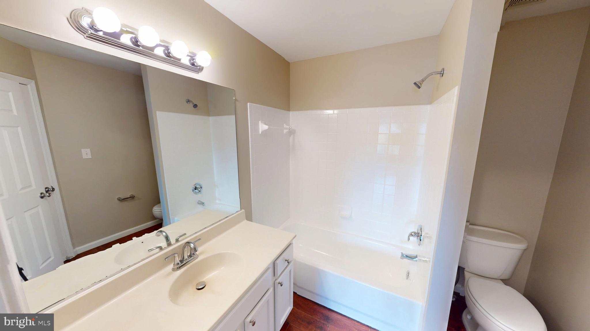 SOMERSET - Residential