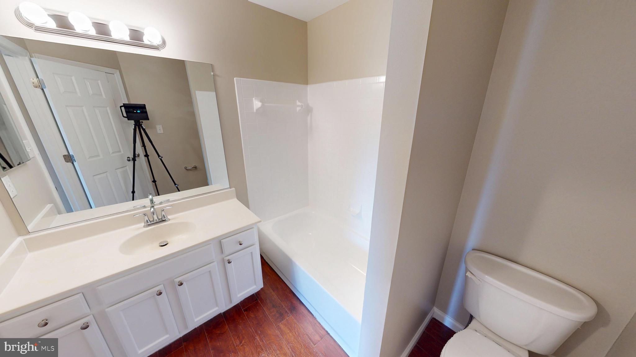 SOMERSET - Residential