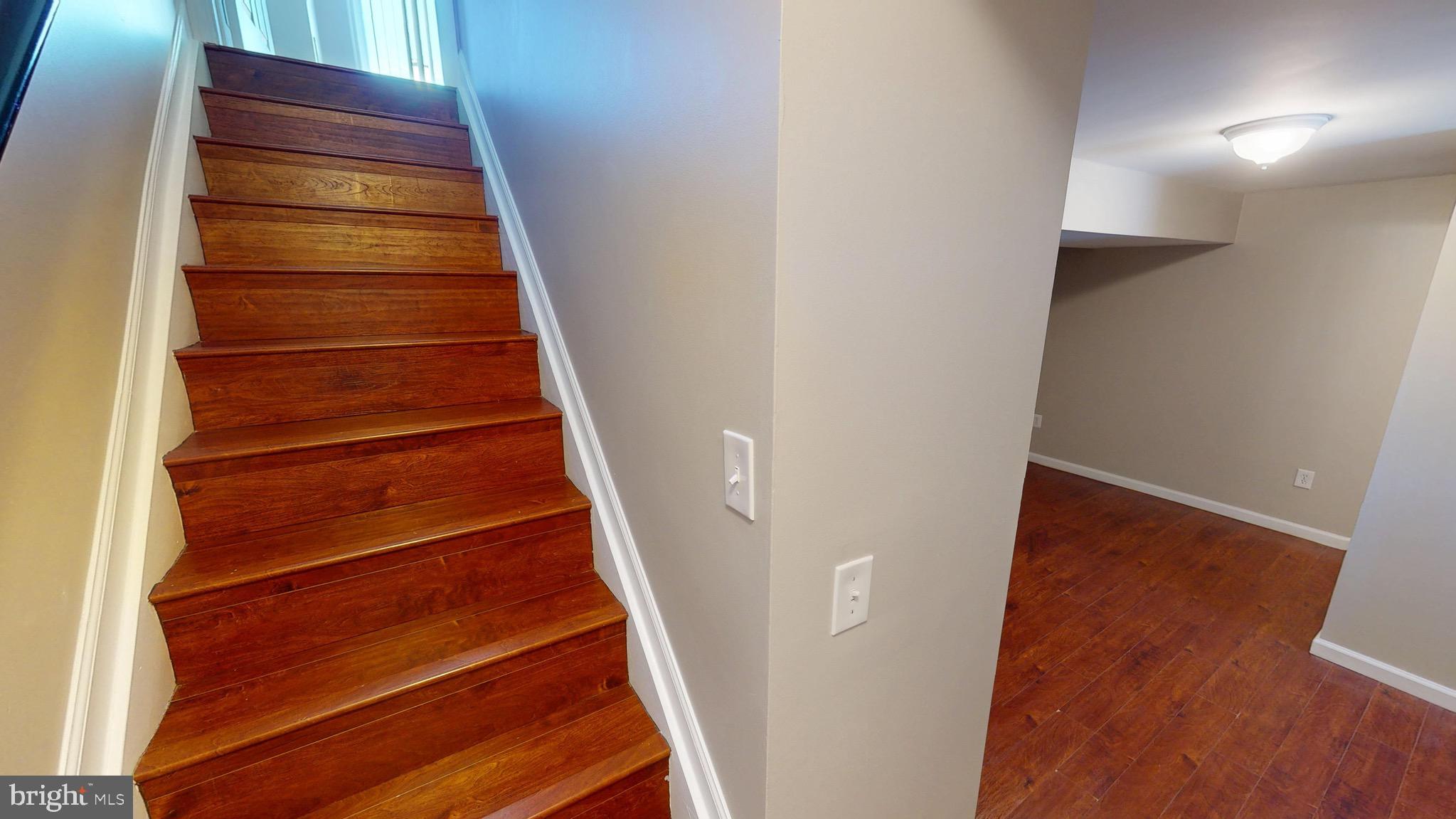 SOMERSET - Residential