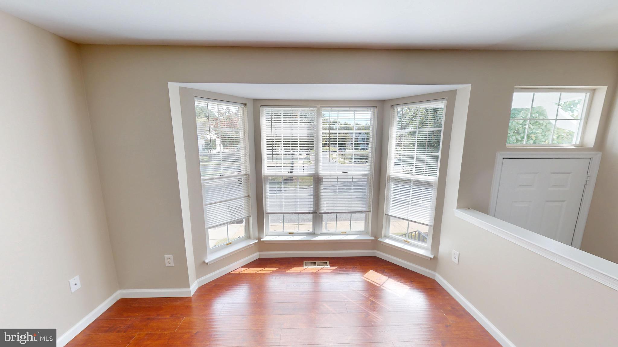 SOMERSET - Residential