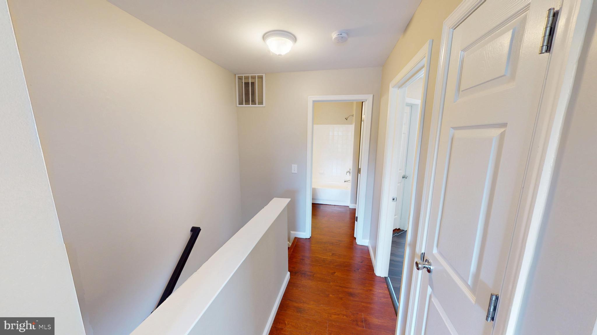 SOMERSET - Residential