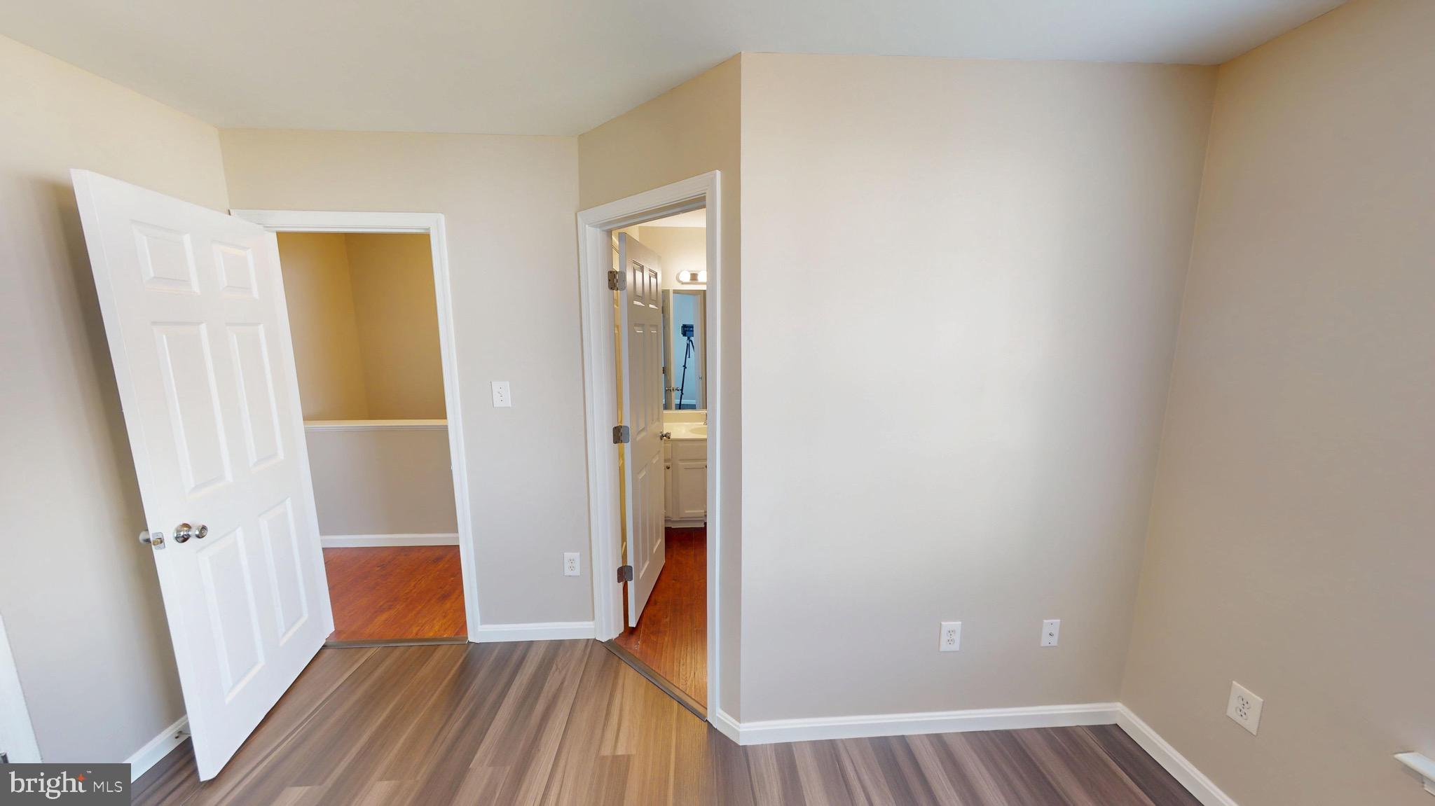 SOMERSET - Residential