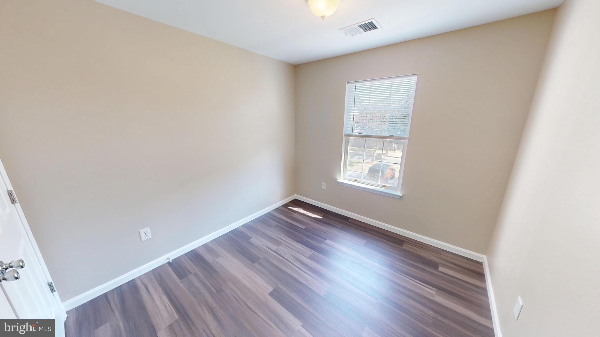 SOMERSET - Residential