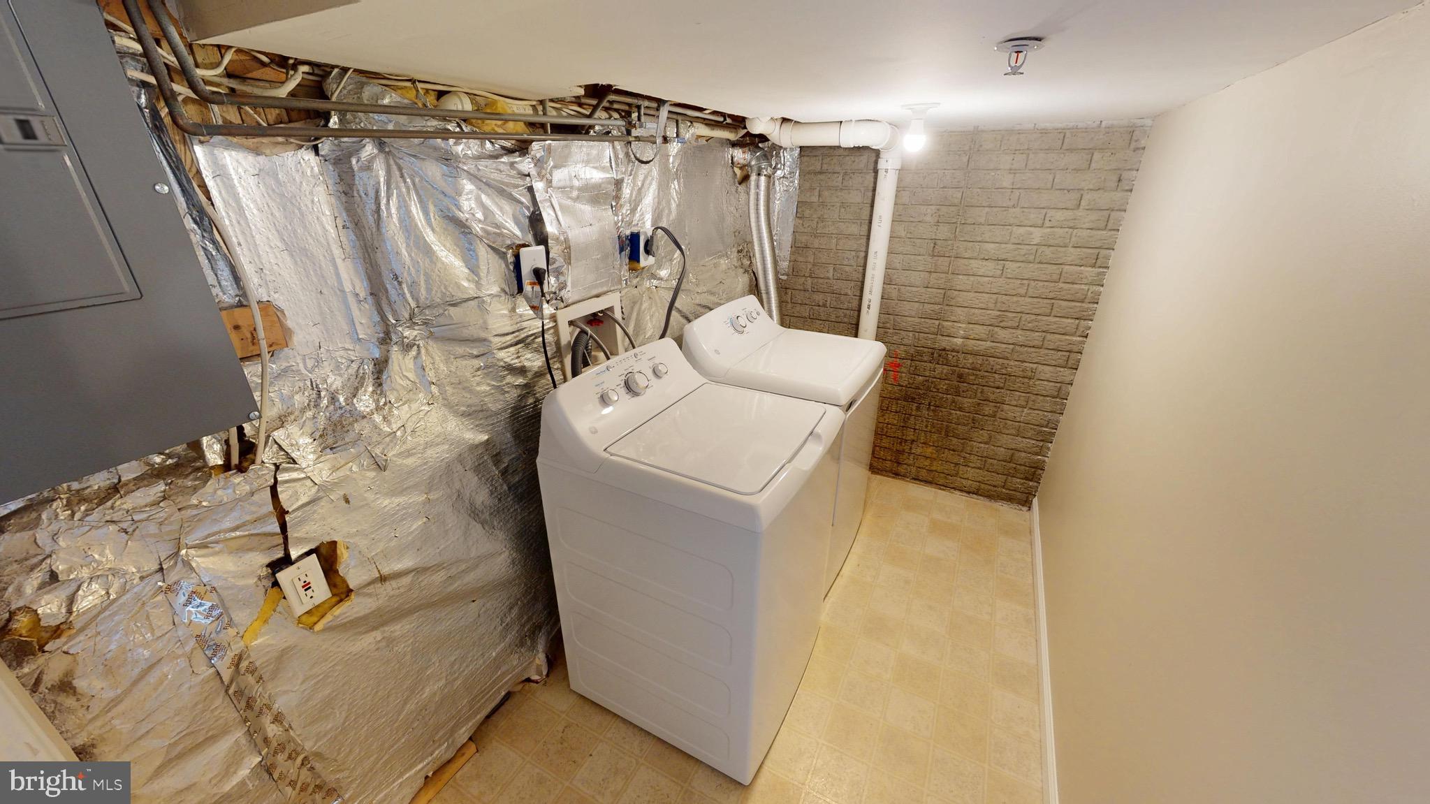 SOMERSET - Residential