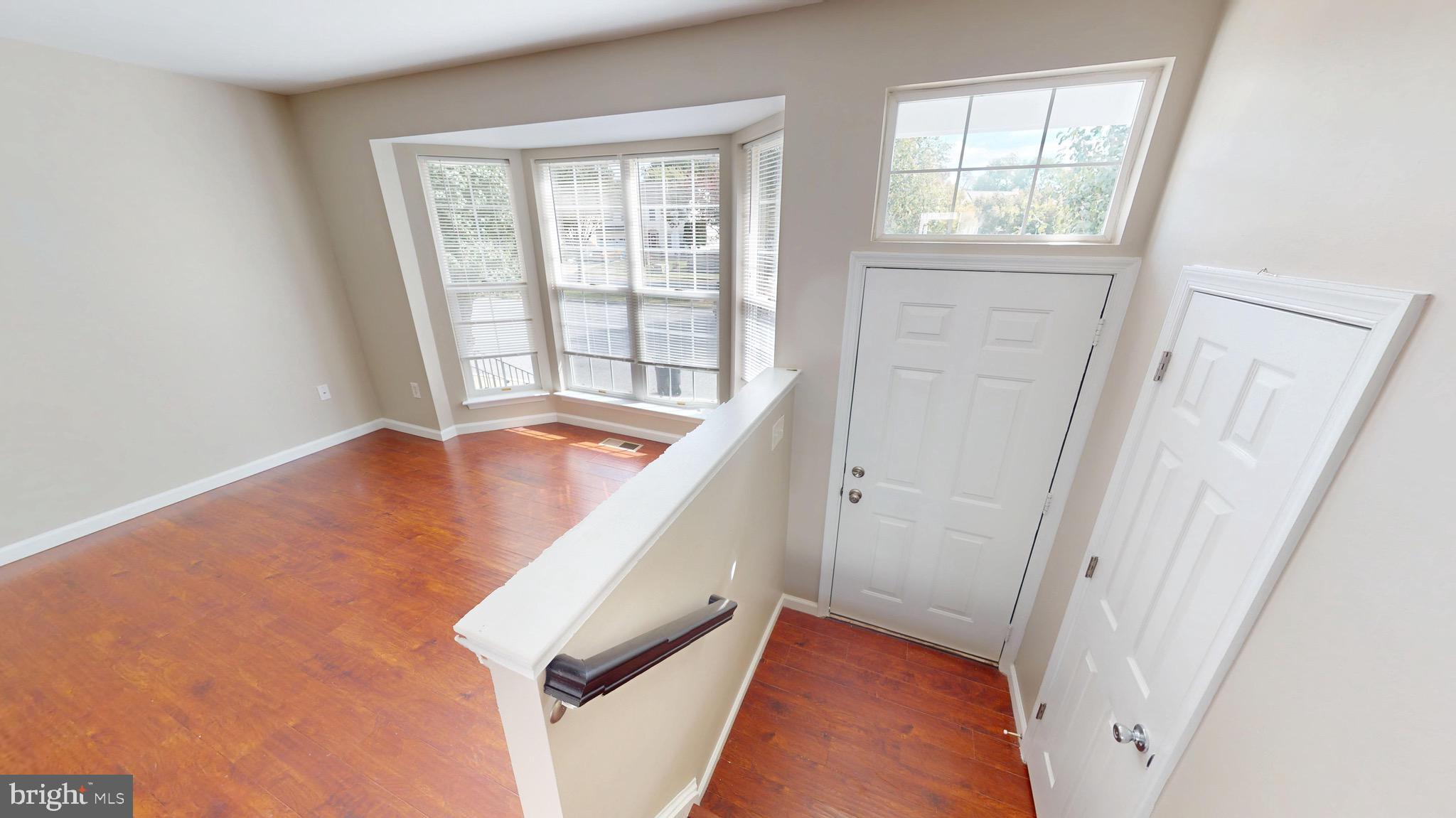 SOMERSET - Residential