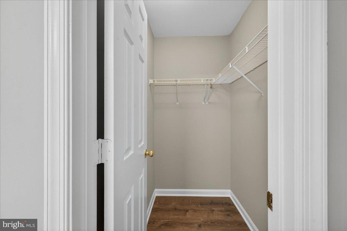 GROVEWOOD - Residential