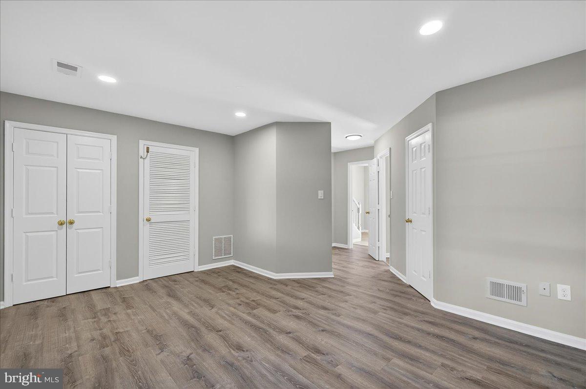 GROVEWOOD - Residential