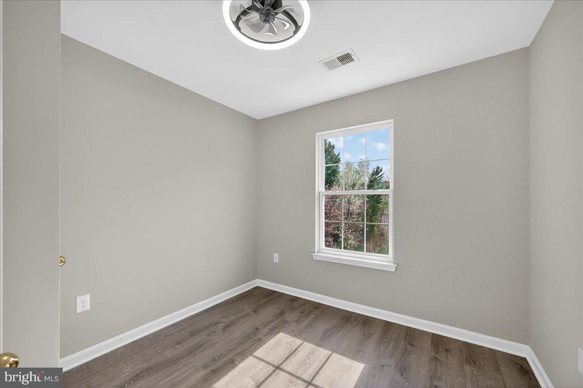 GROVEWOOD - Residential