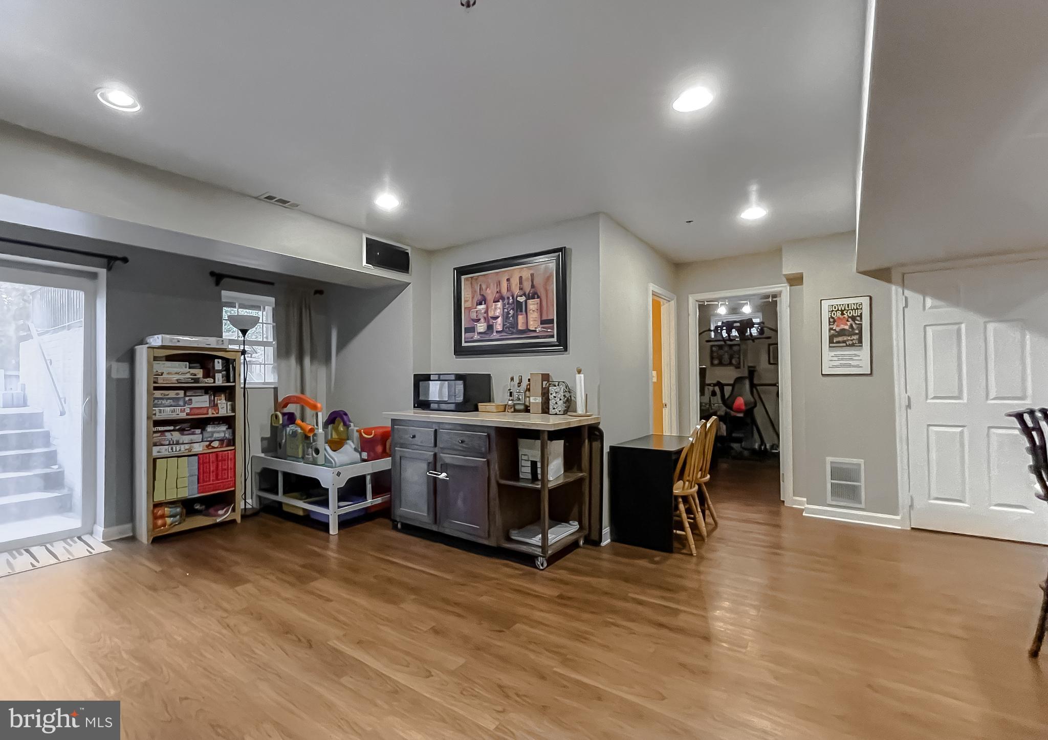 GREENBRIER - Residential