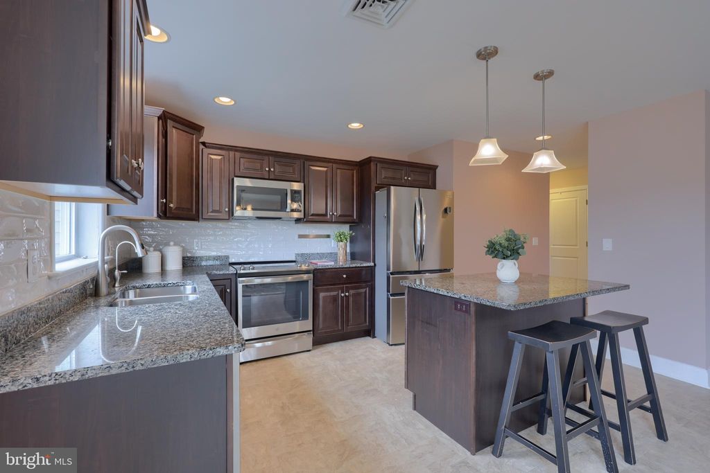 Photo of 122 Canvasback Lane, ELIZABETHTOWN, PA 17022 (MLS # PALA2064318)