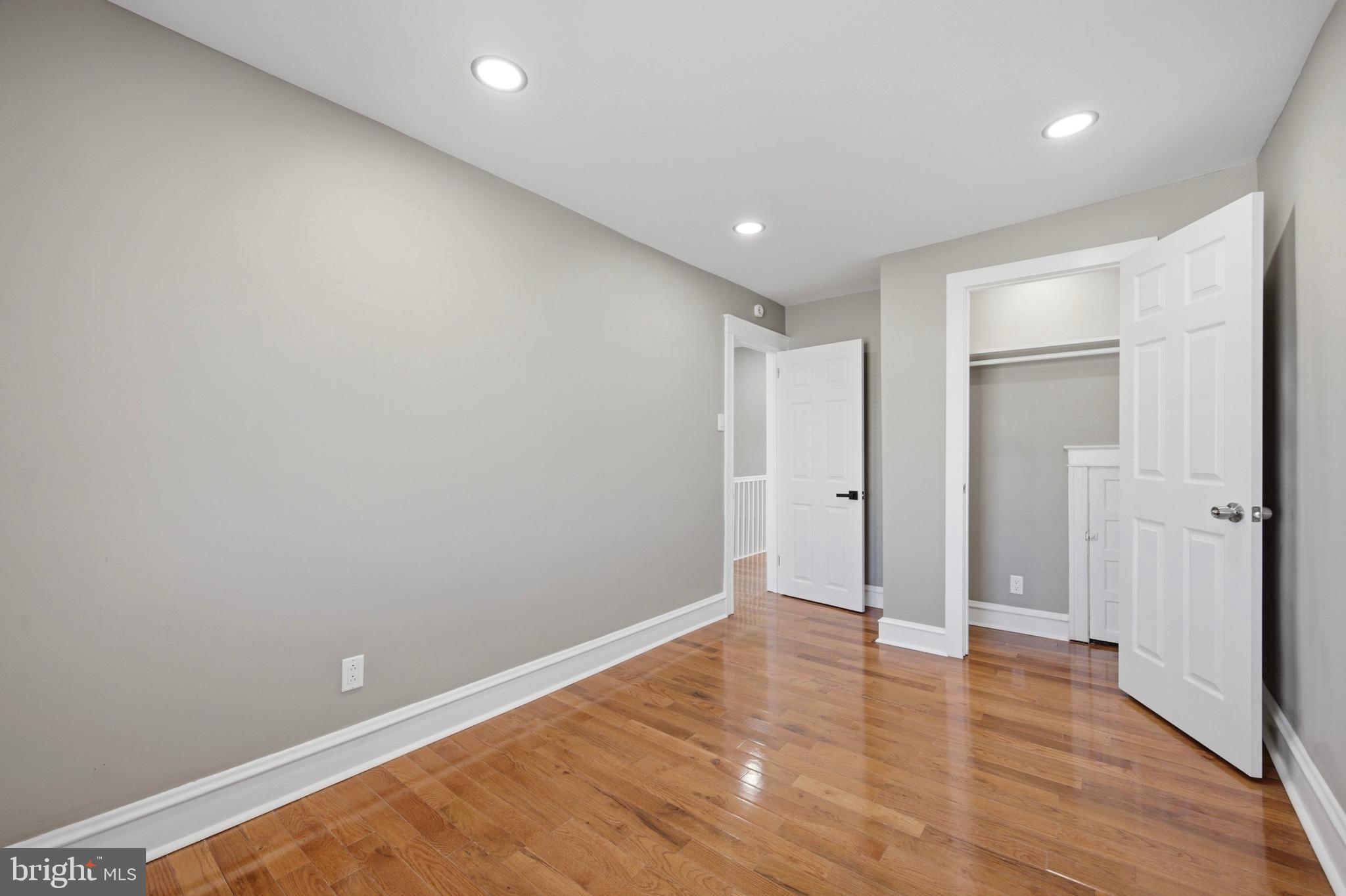 STONEHURST - Residential