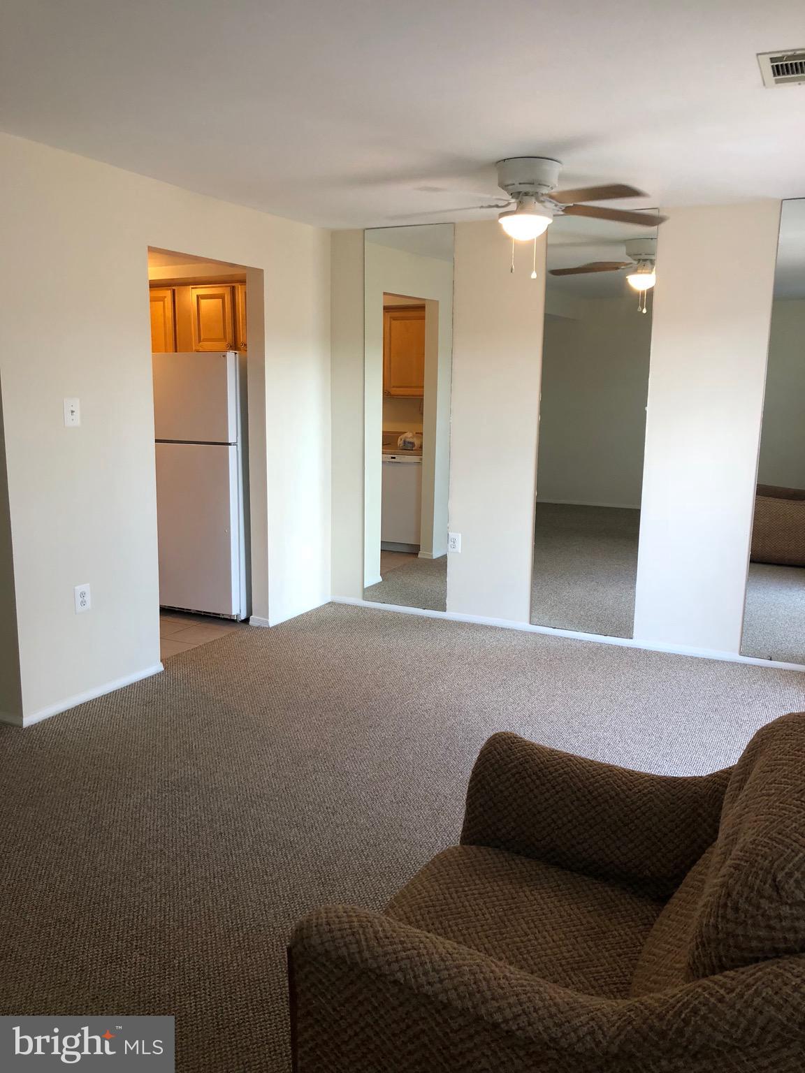 ASHTON GLEN - Residential Lease