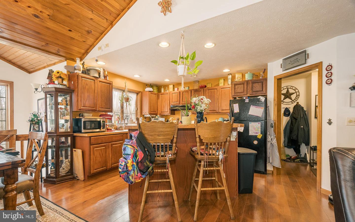 ALPINE LAKE - Residential