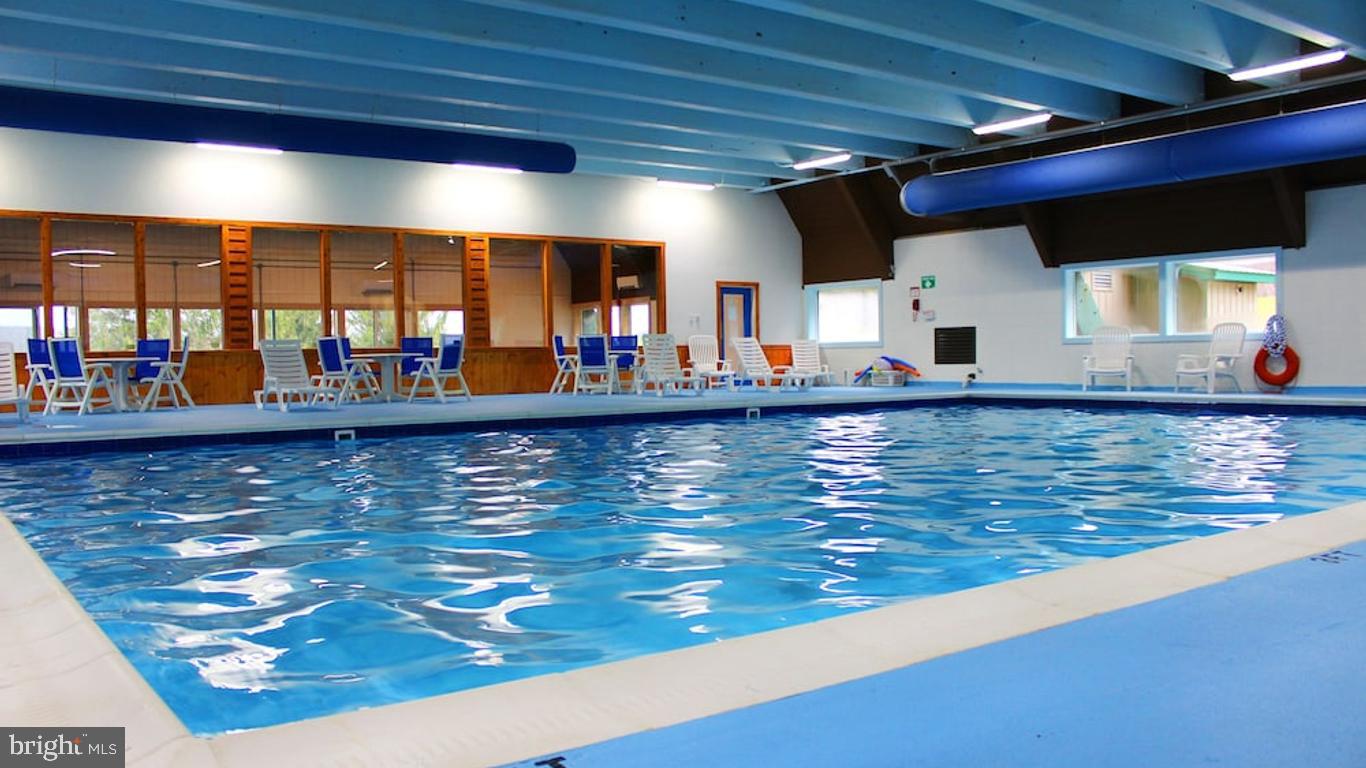 ALPINE LAKE - Residential