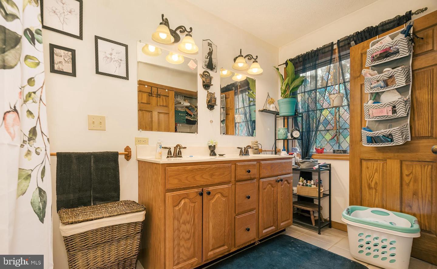 ALPINE LAKE - Residential