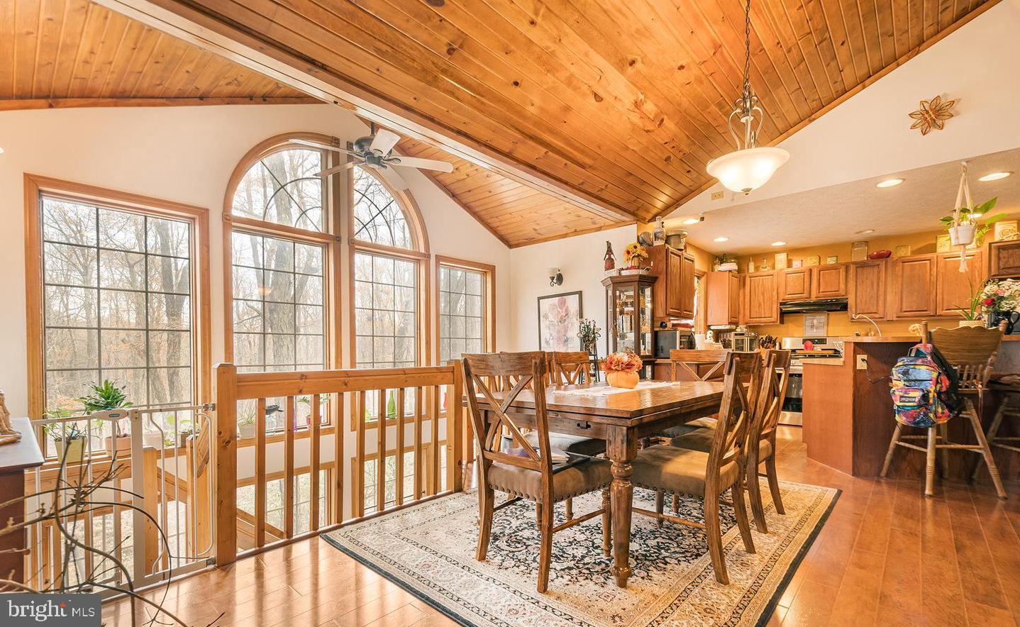 ALPINE LAKE - Residential