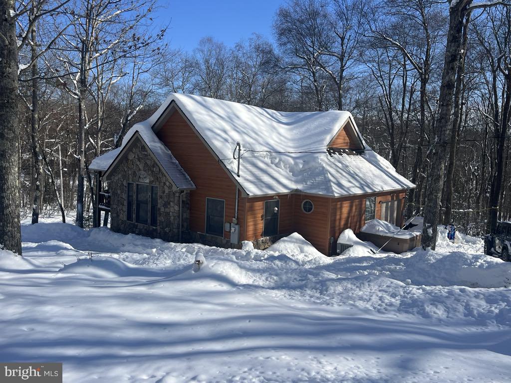 ALPINE LAKE - Residential