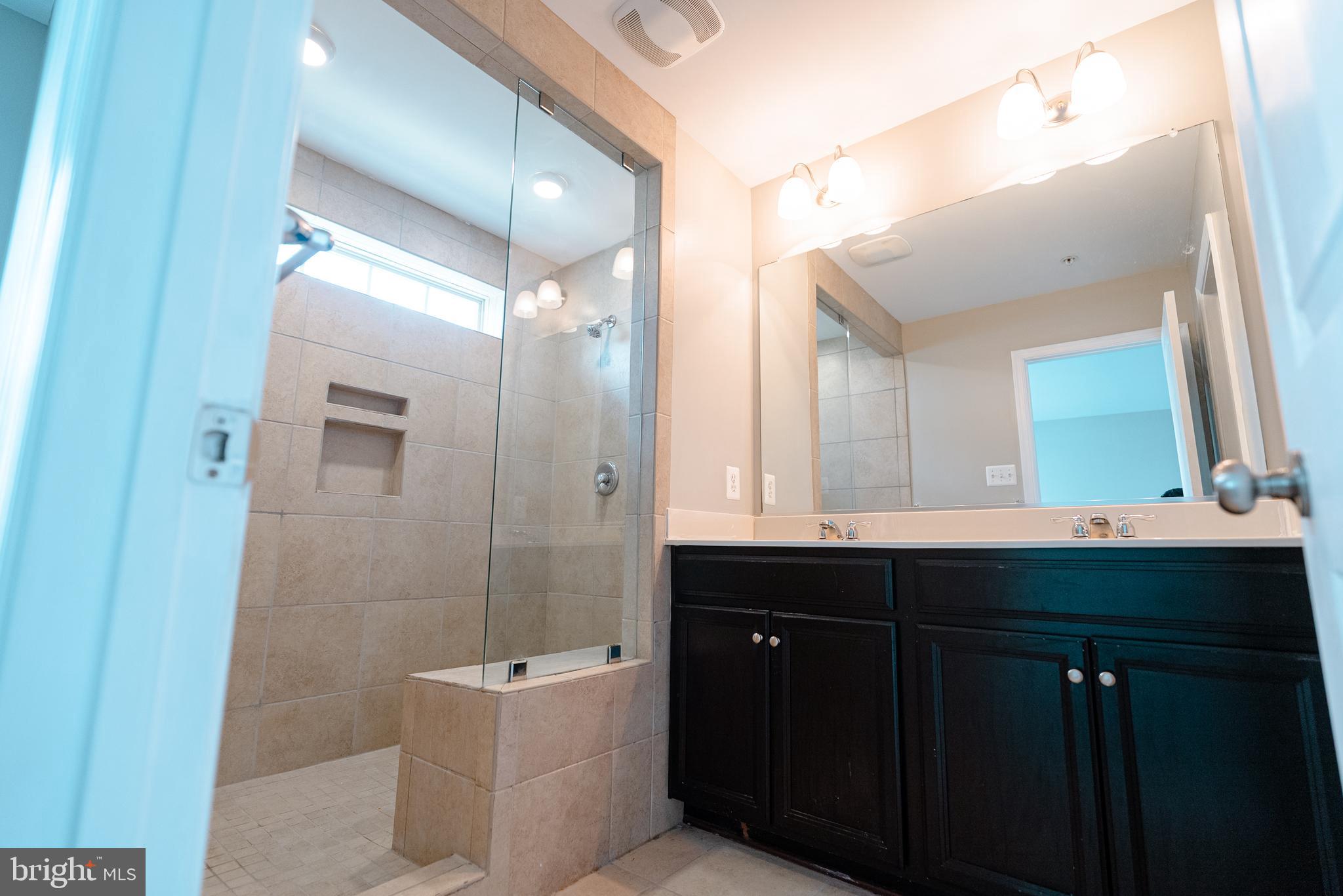 CHADDS FORD LANDING - Residential Lease