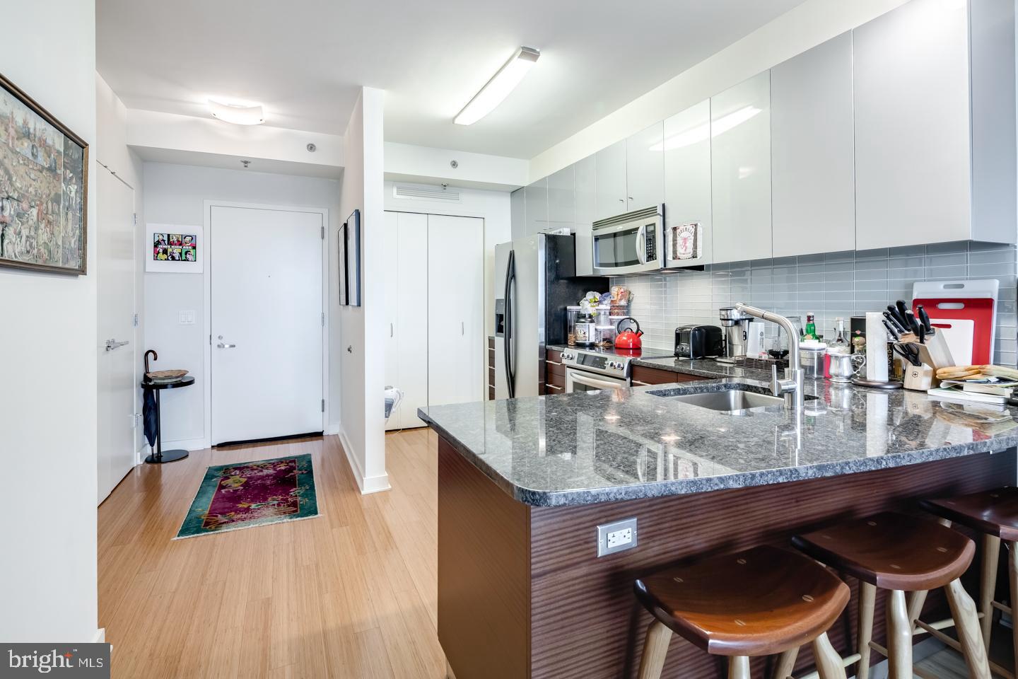 RITTENHOUSE SQUARE - Residential Lease