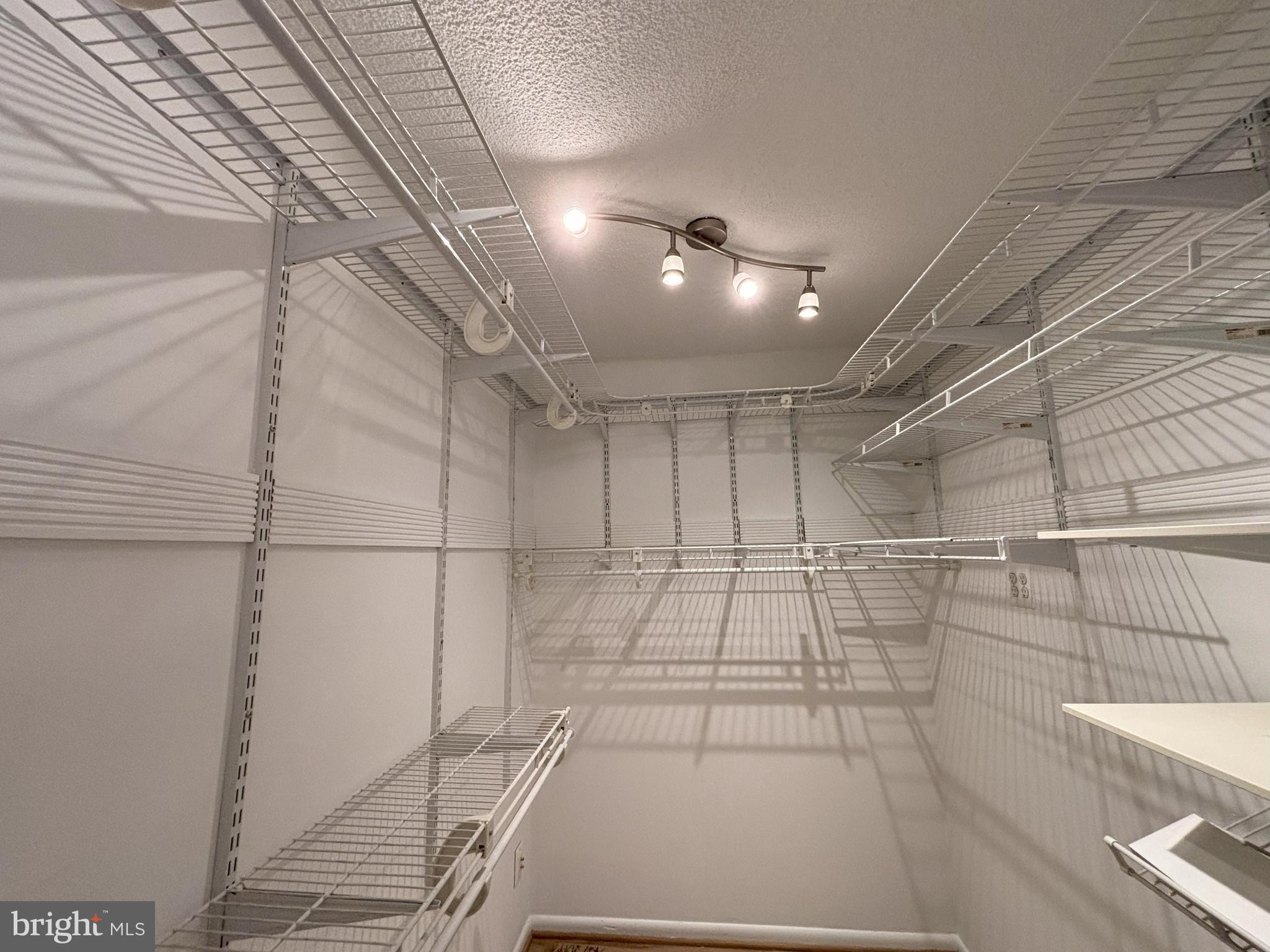 PARK PLACE - Residential Lease