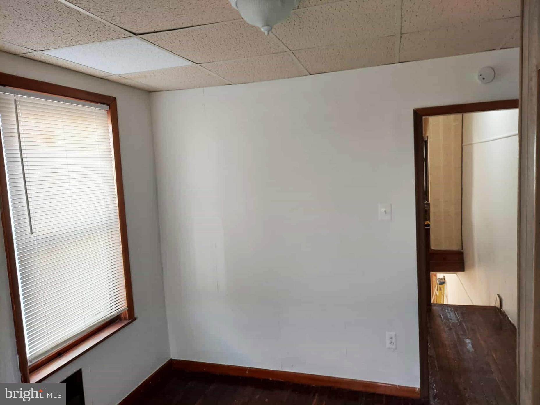 KENSINGTON - Residential Lease