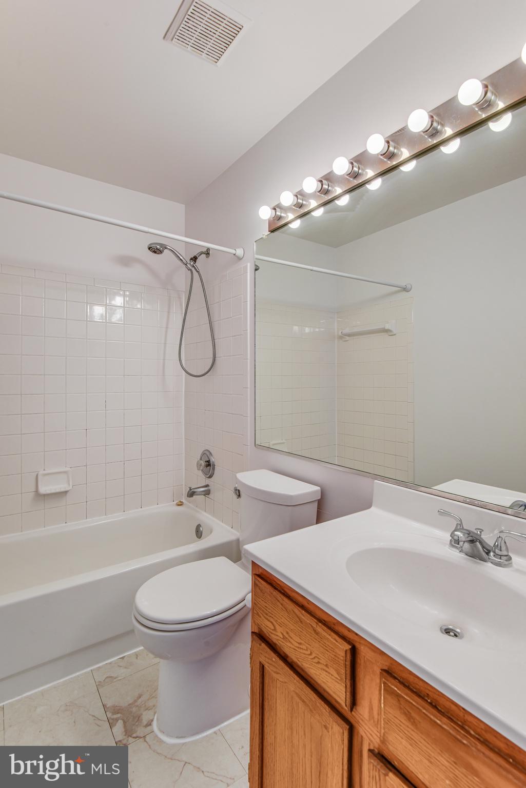 BELMONT STATION - Residential Lease