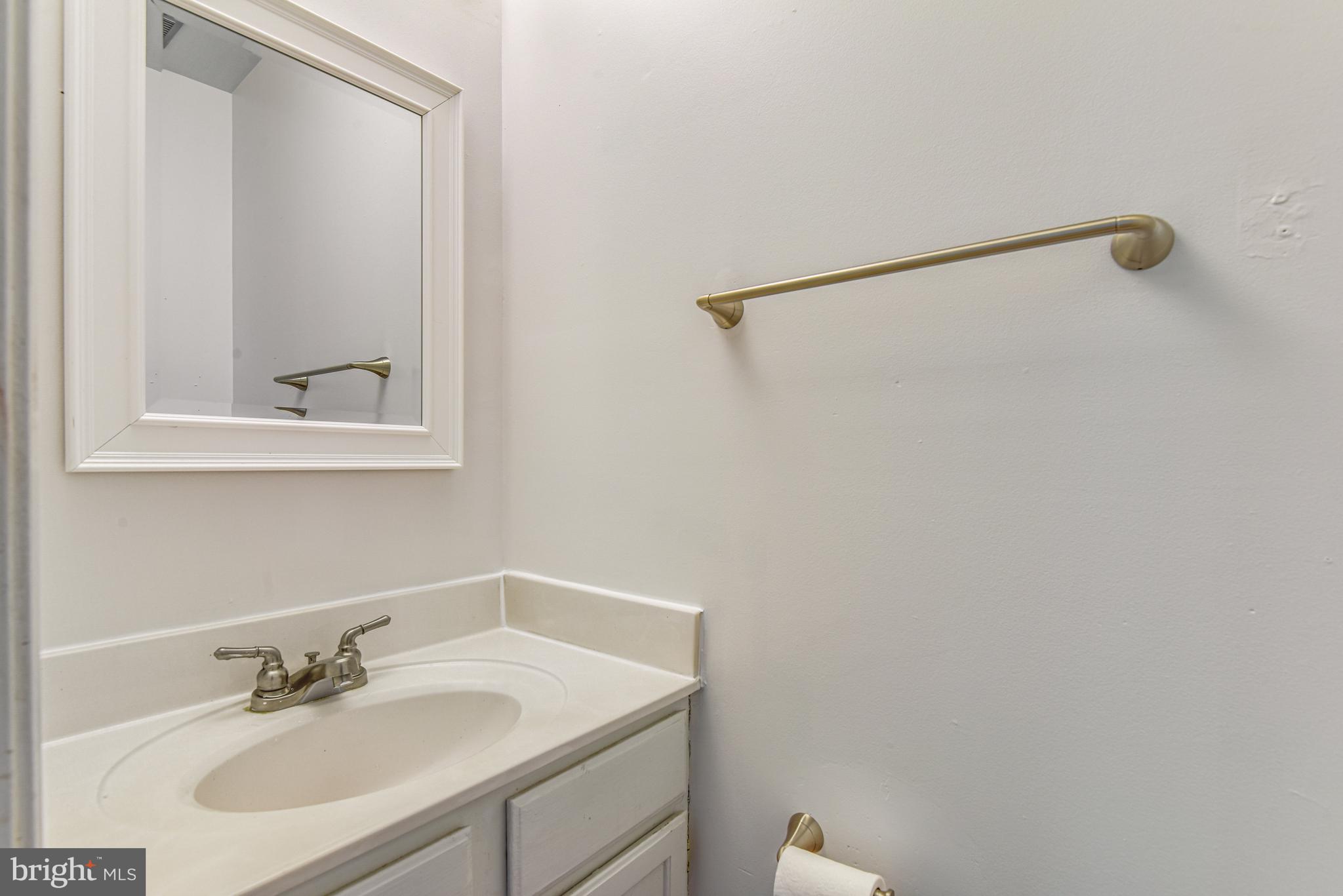 BELMONT STATION - Residential Lease