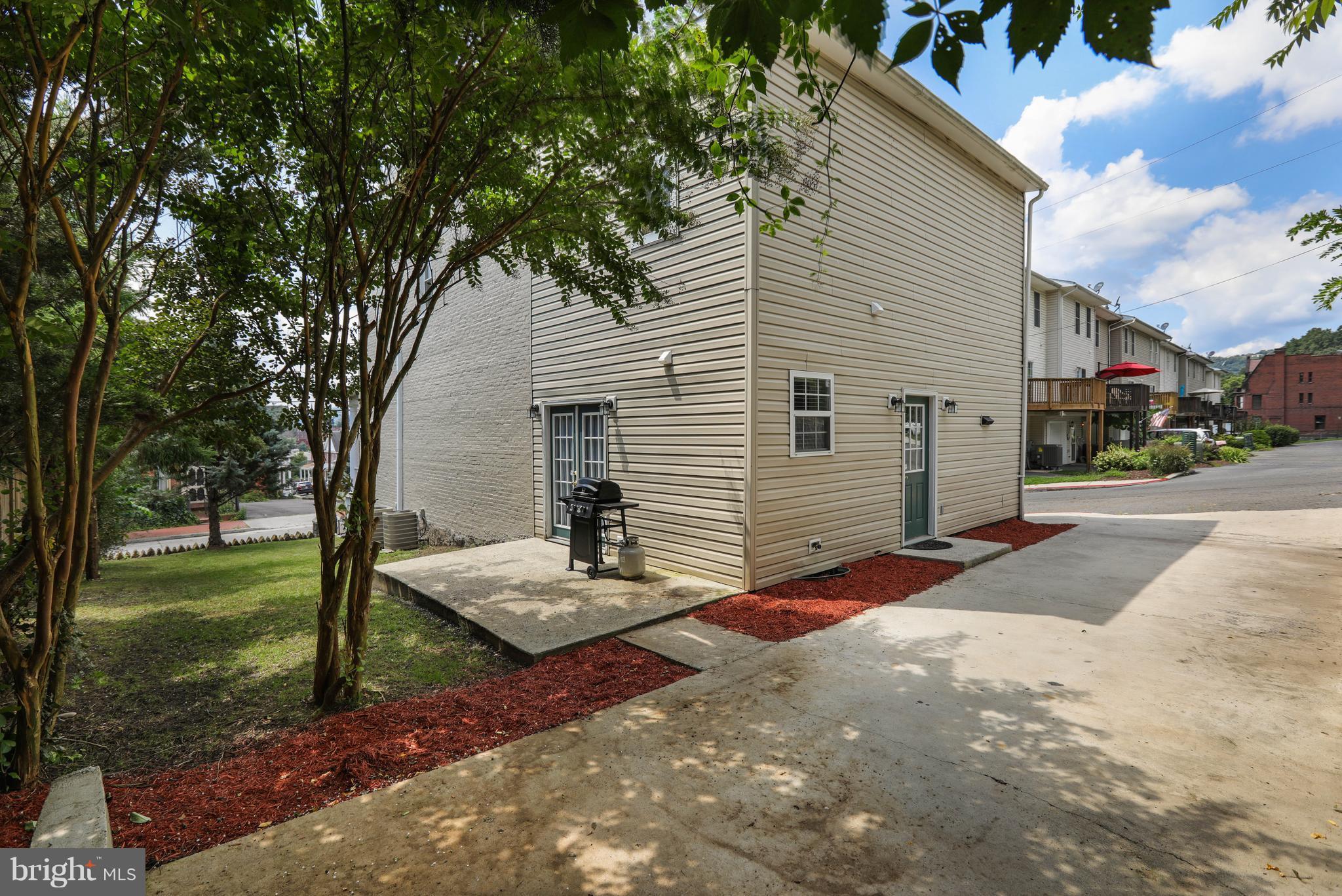 DECATUR HEIGHTS - Residential