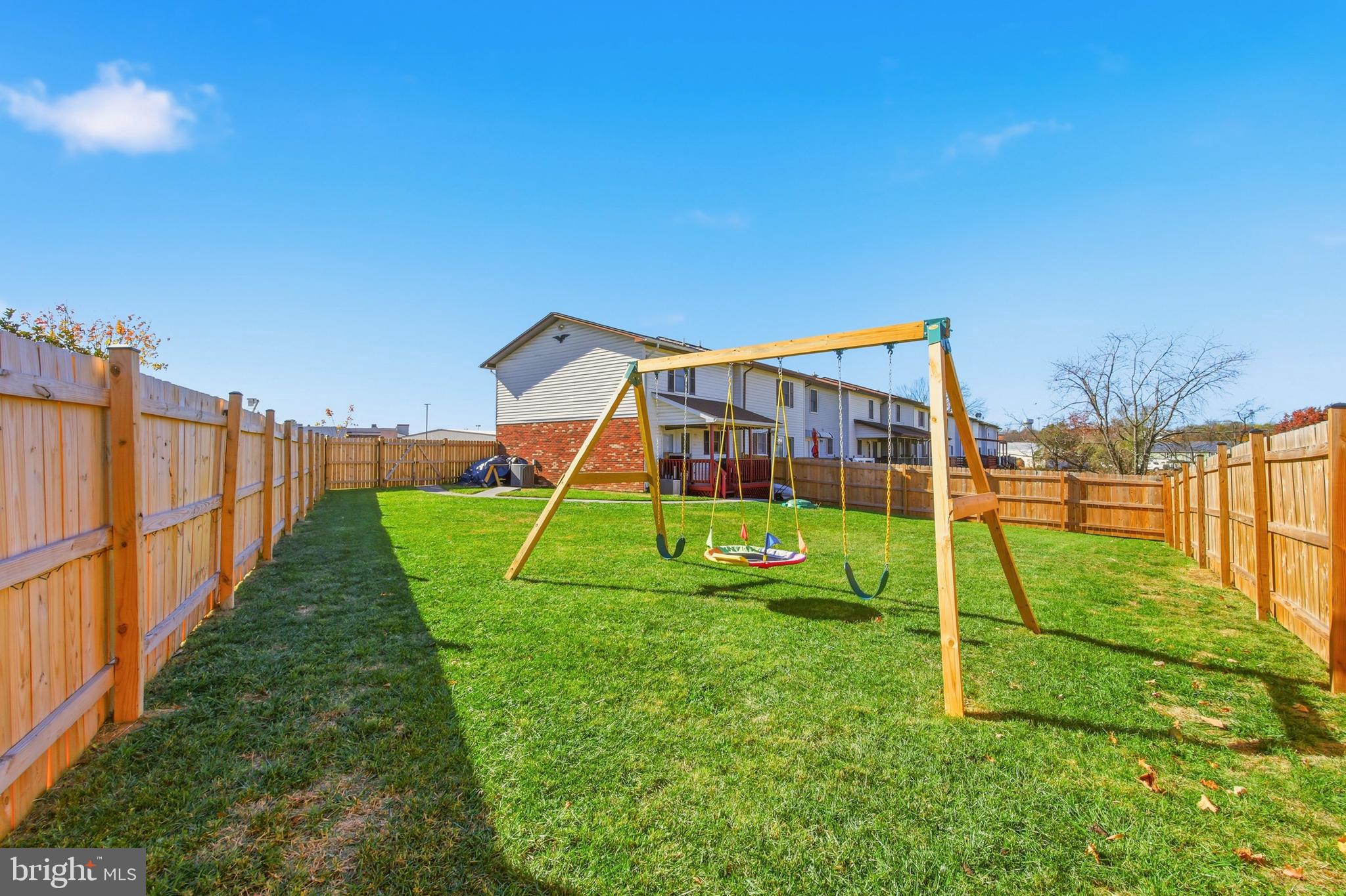 163 E RESERVOIR ROAD