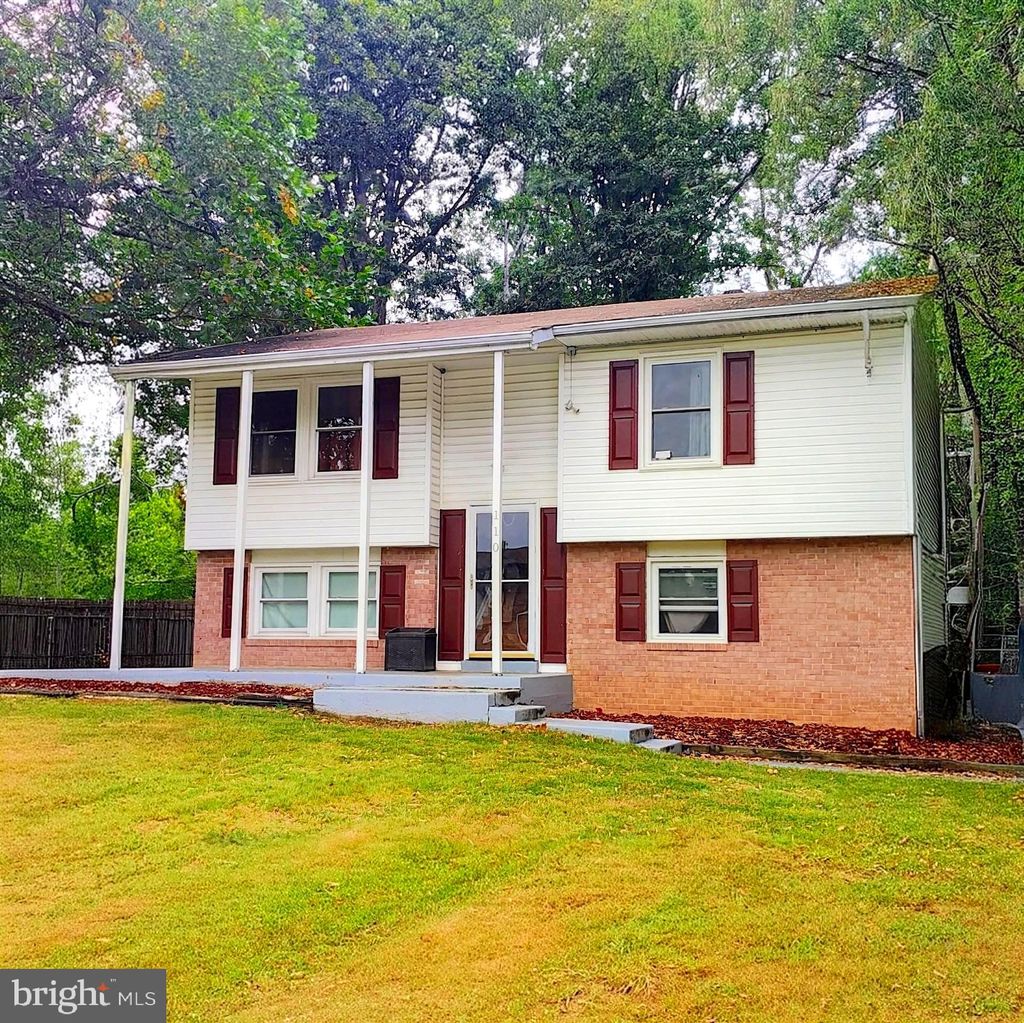 Photo of 110 Sherman Road, WALDORF, MD 20602 (MLS # MDCH2047226)