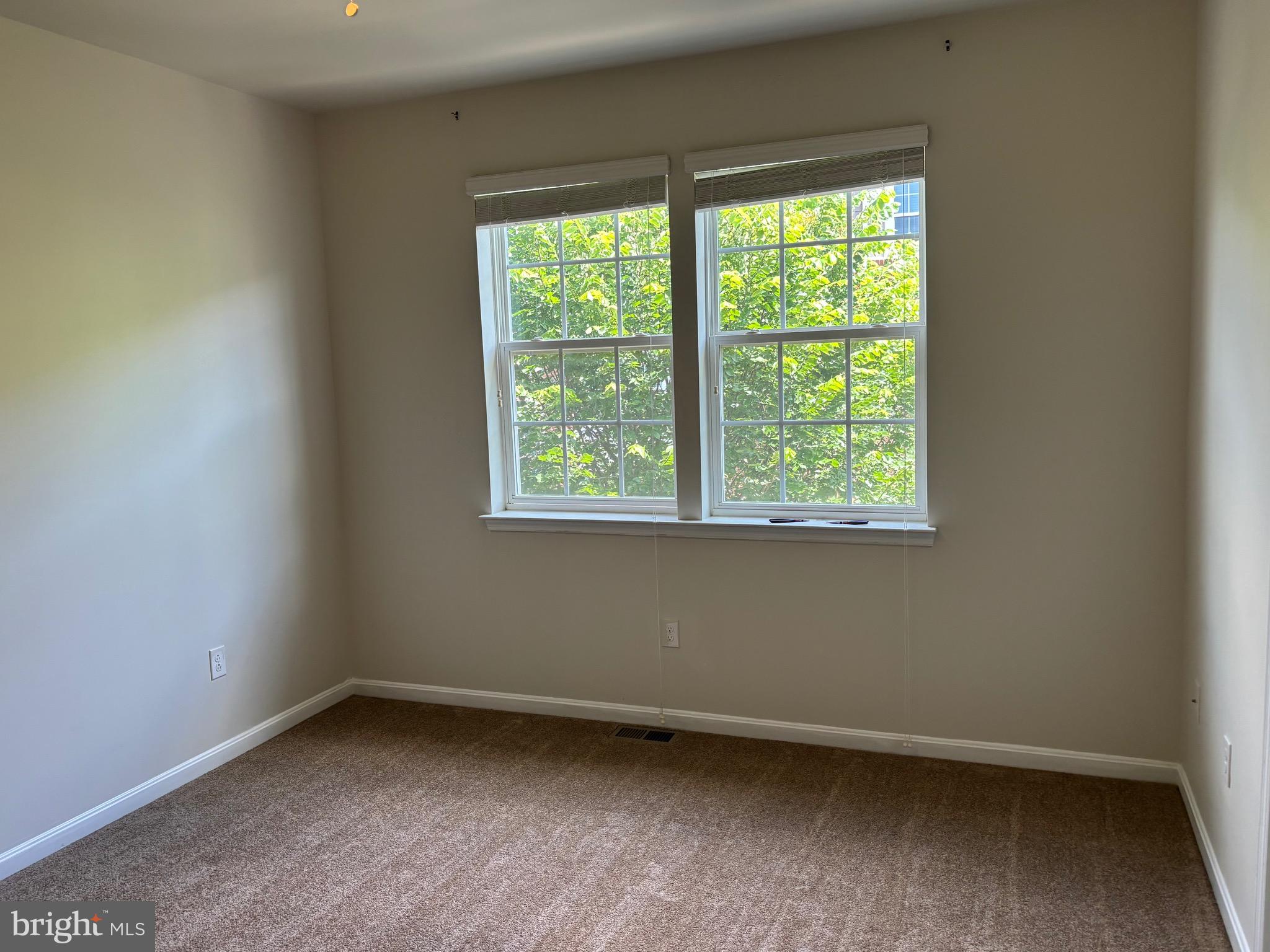 SCOTLAND HEIGHTS - Residential Lease