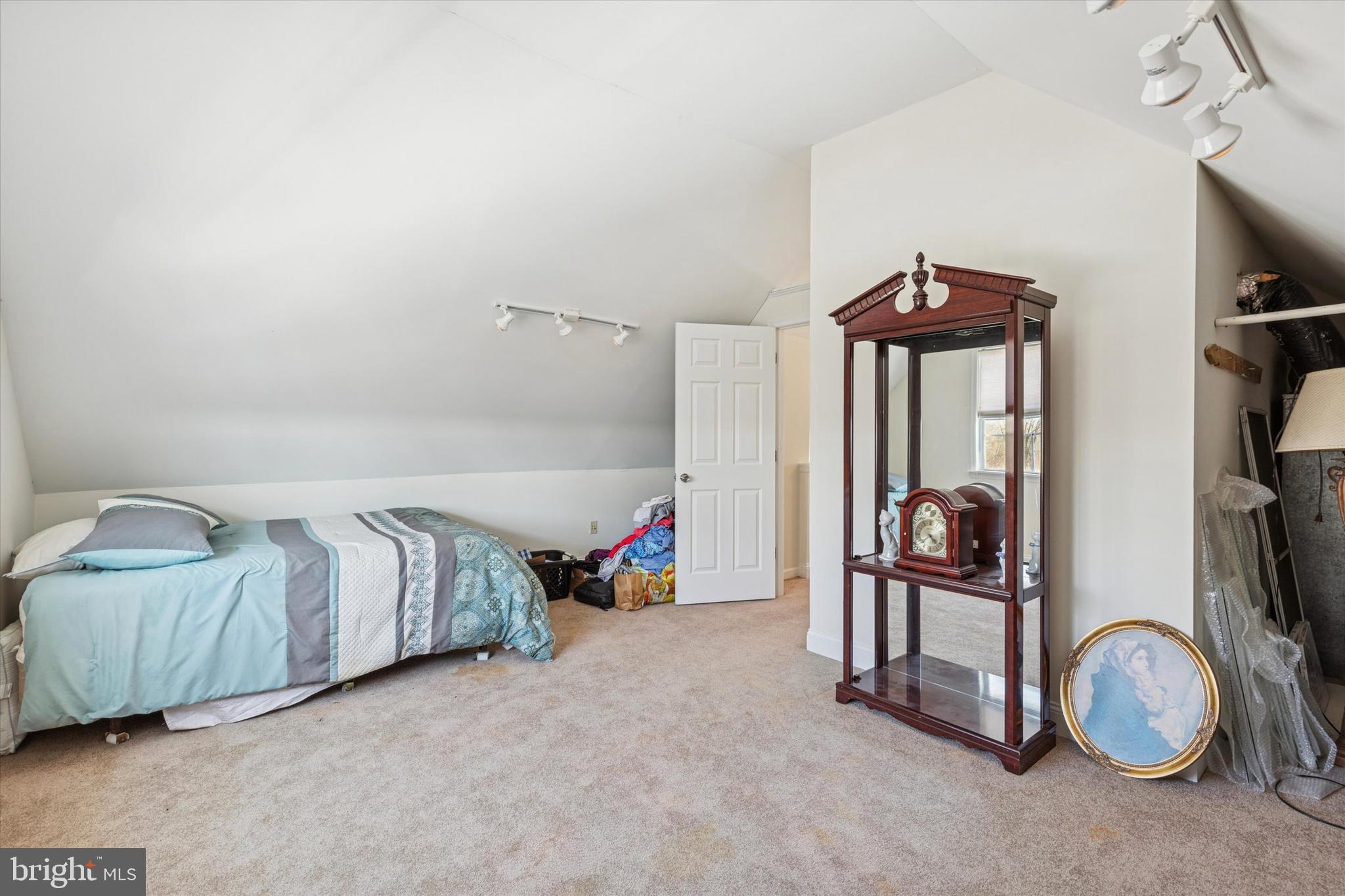 GERMANY HILL - Residential