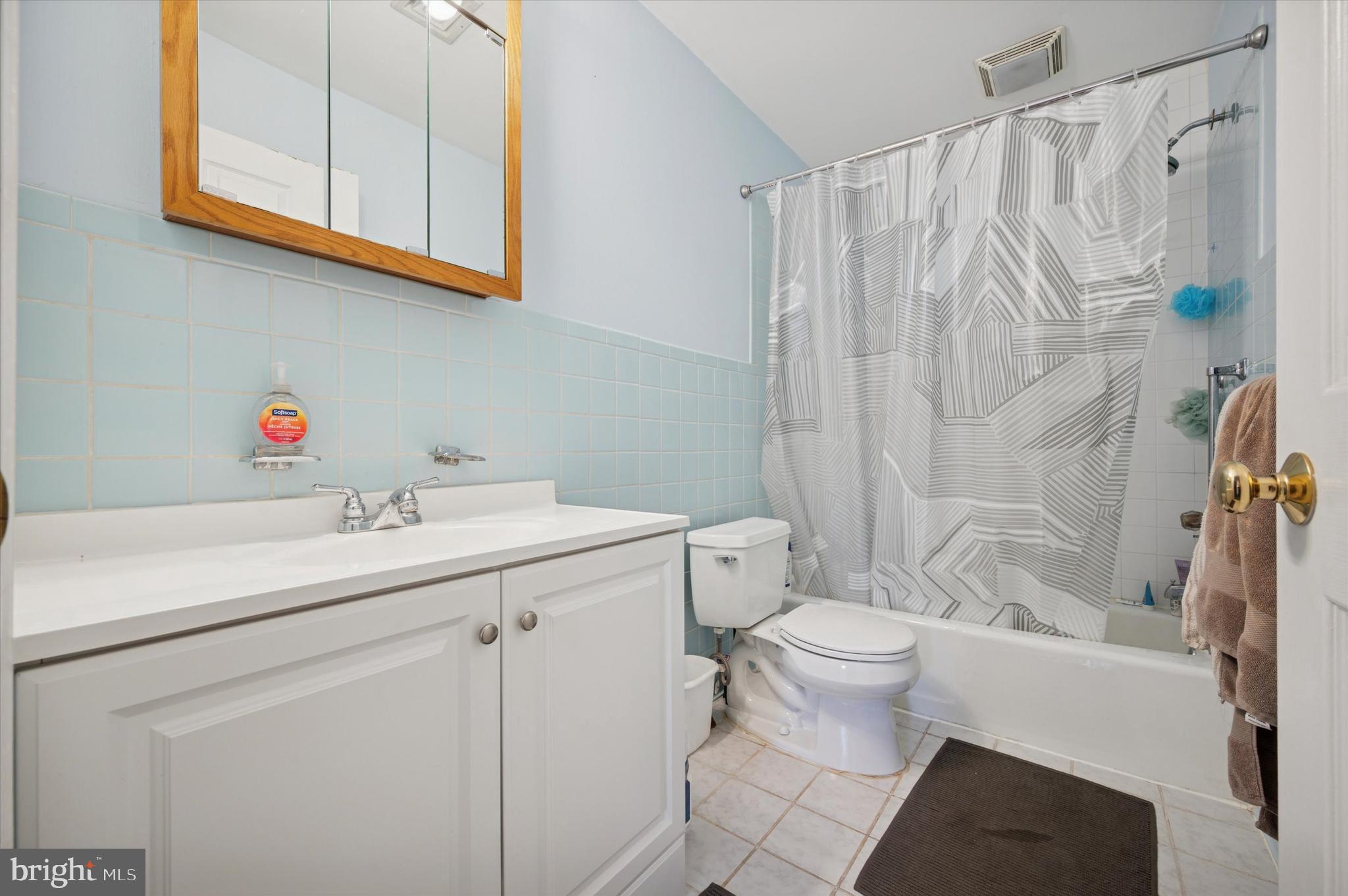 GERMANY HILL - Residential