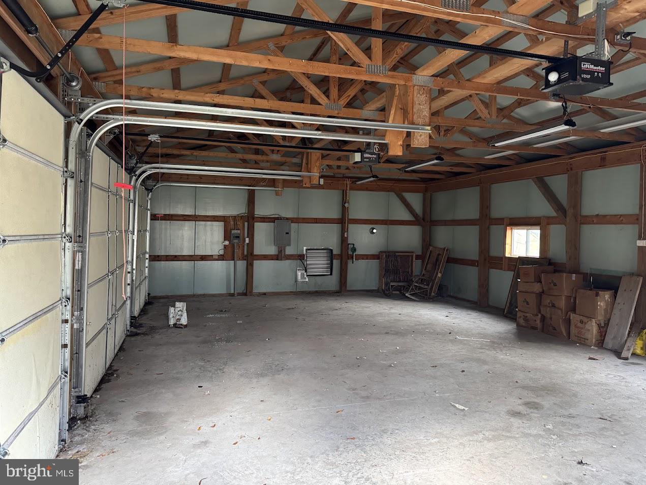 BACKBONE MOUNTAIN - Farm