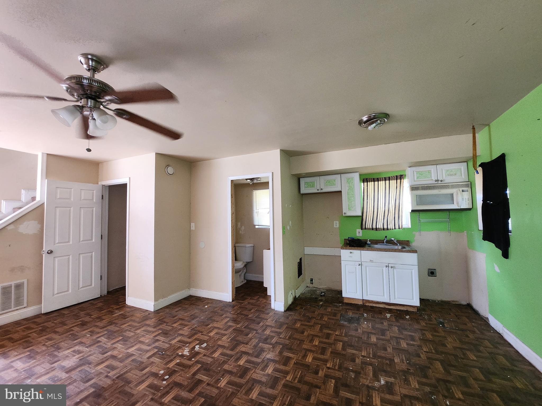 WESTPORT - Commercial Sale