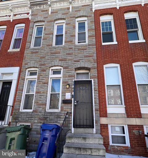 Townhouse For Rent - 1009 W Fayette Street<br/> Baltimore City County, BALTIMORE, MD 21223
