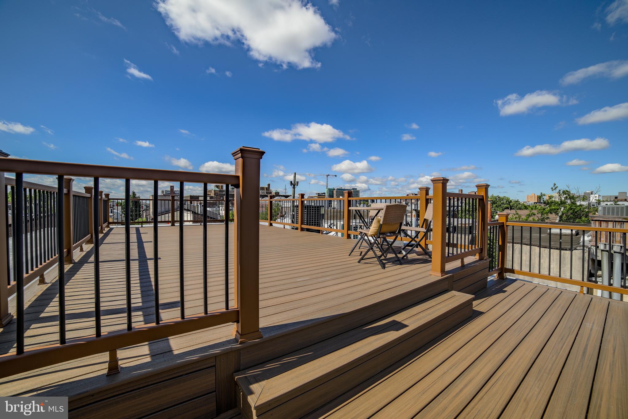 WASHINGTON SQ WEST - Residential Income