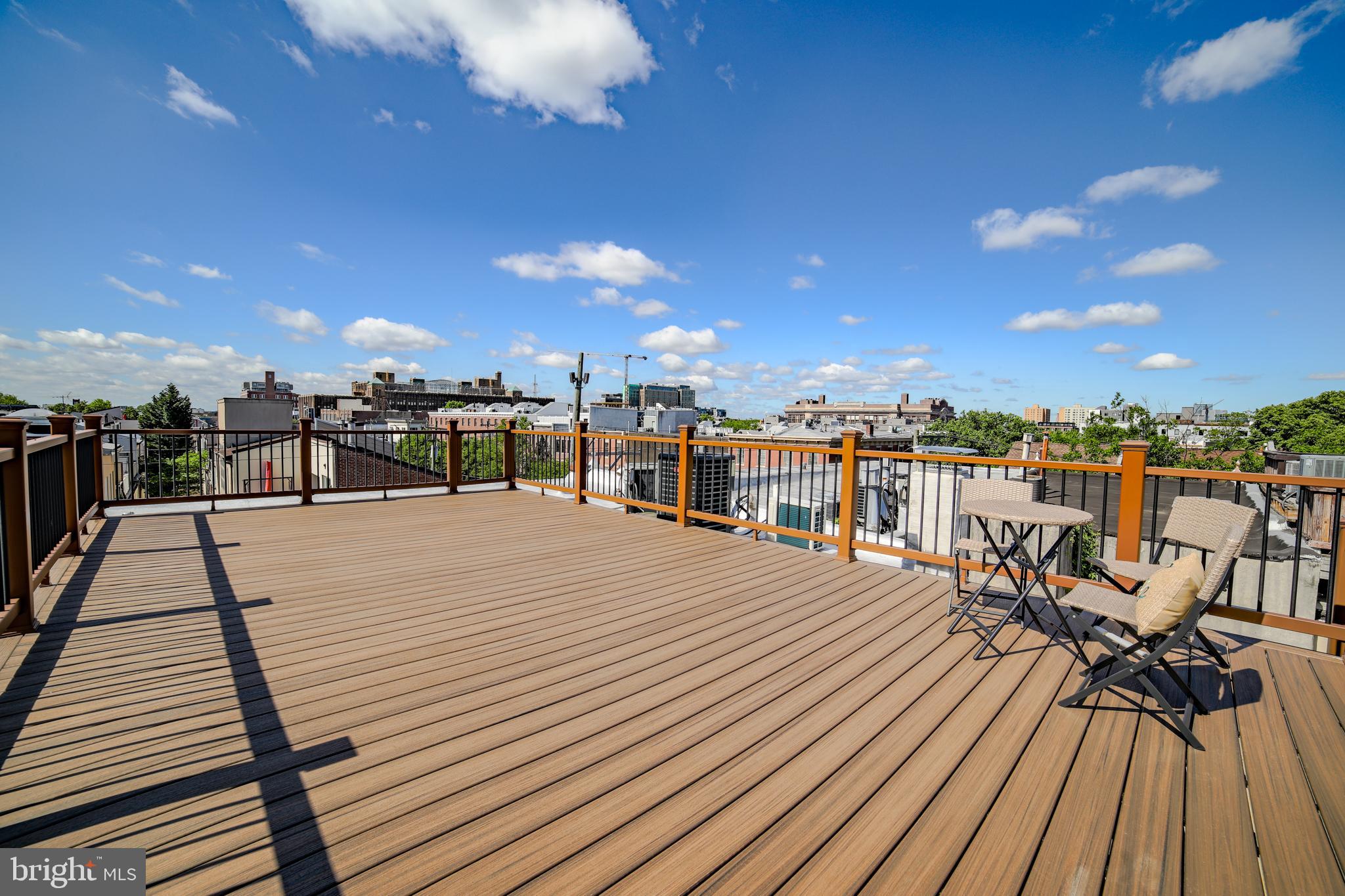 WASHINGTON SQ WEST - Residential Income