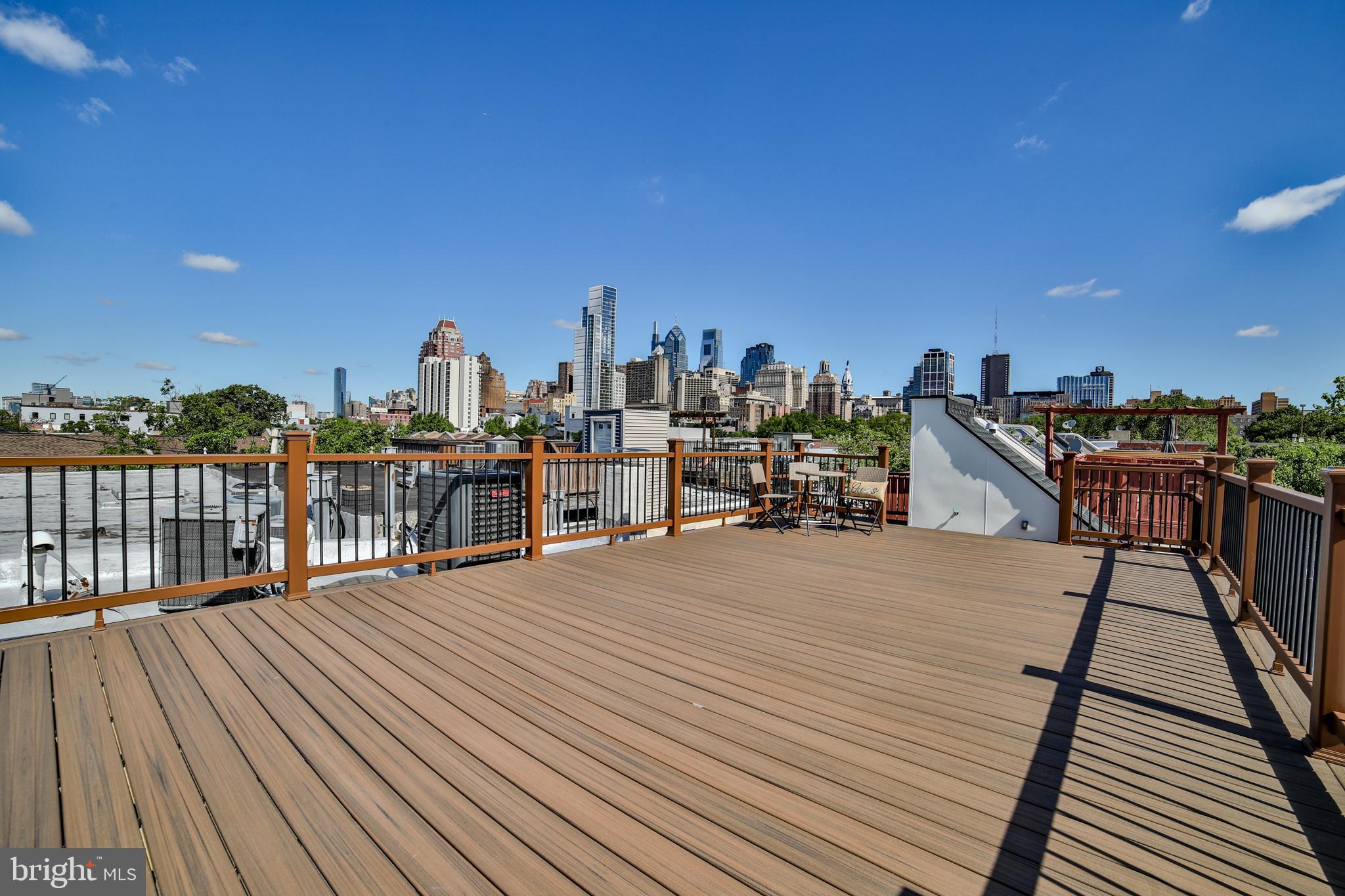 WASHINGTON SQ WEST - Residential Income