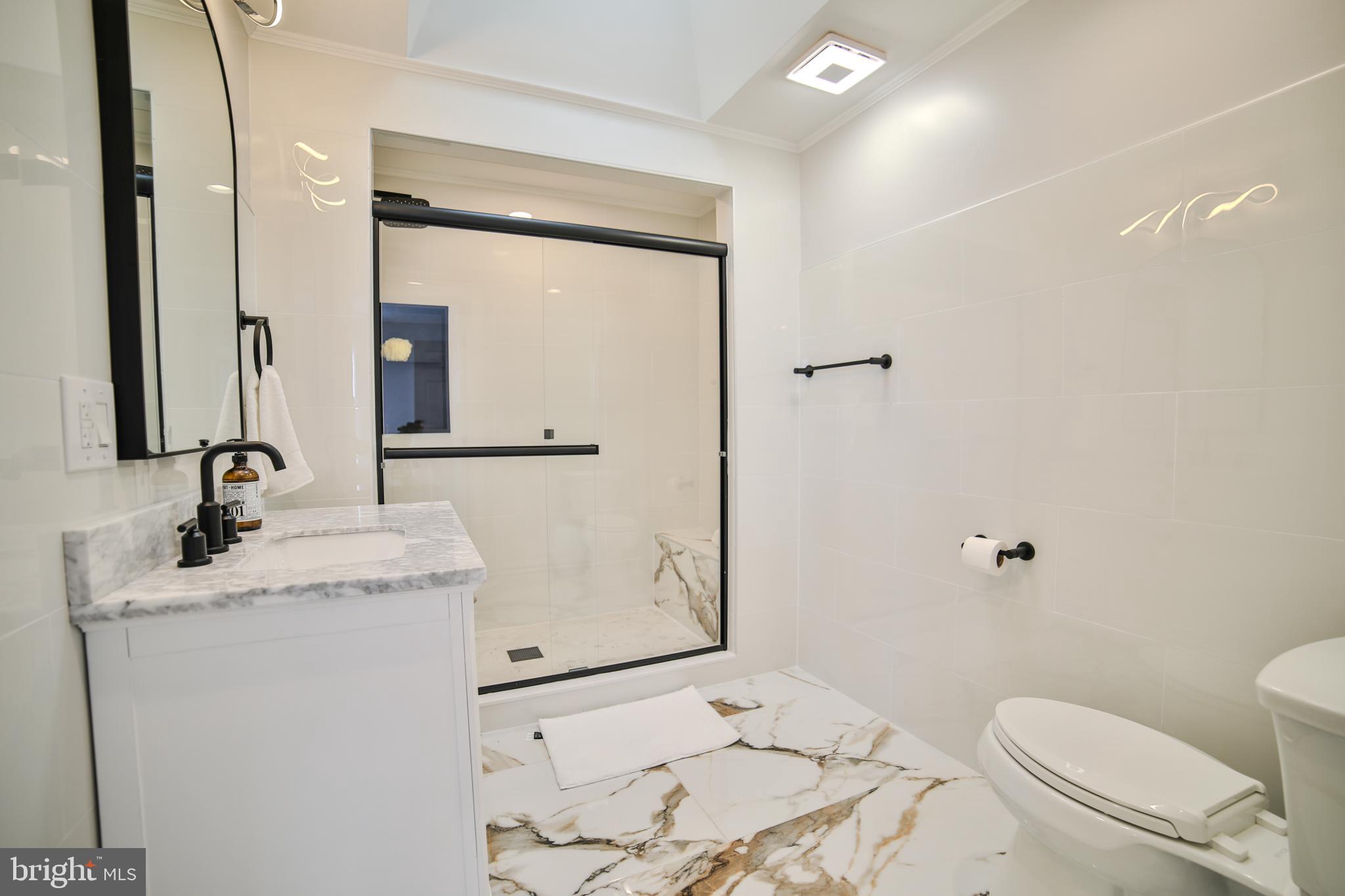 WASHINGTON SQ WEST - Residential Income