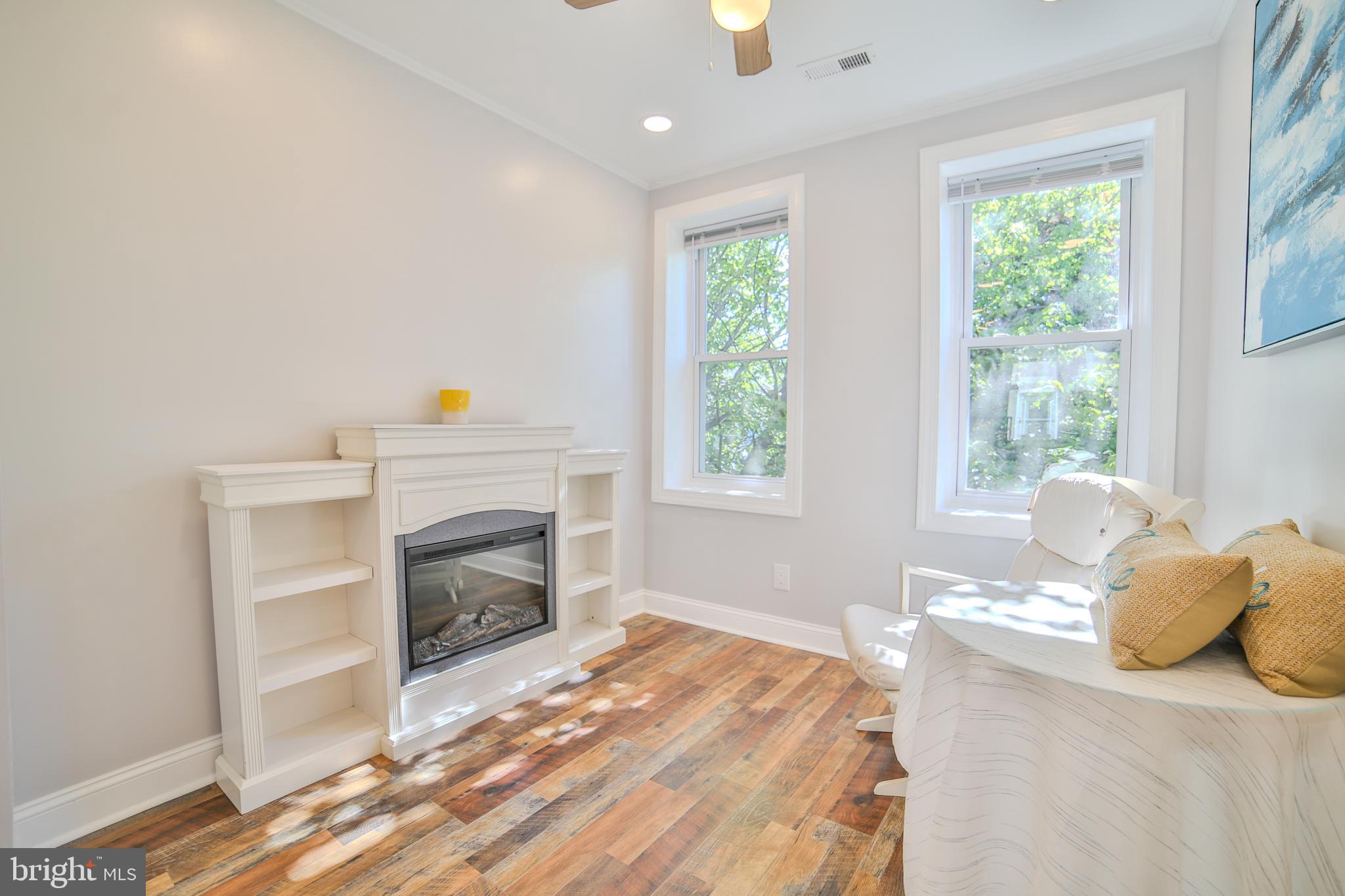 WASHINGTON SQ WEST - Residential Income