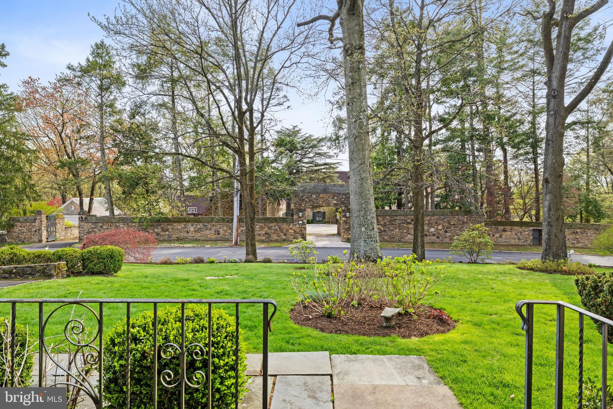 Philadelphia, Pennsylvania 19118, United States, 3 Bedrooms Bedrooms, ,2 BathroomsBathrooms,Residential,Contingent,110036