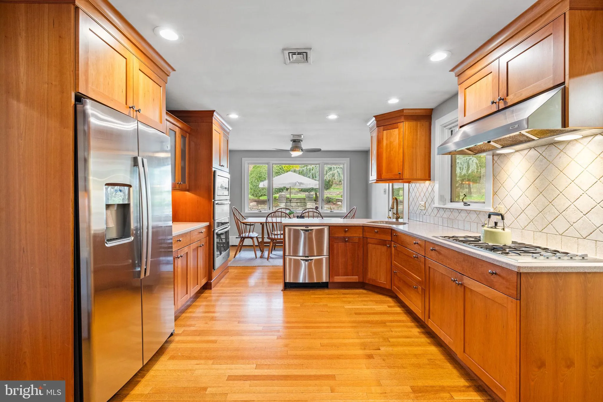 Philadelphia, Pennsylvania 19118, United States, 3 Bedrooms Bedrooms, ,2 BathroomsBathrooms,Residential,Contingent,110036