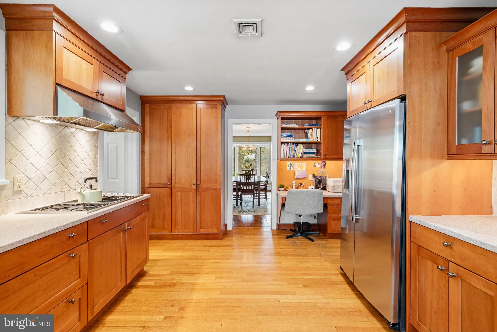 Philadelphia, Pennsylvania 19118, United States, 3 Bedrooms Bedrooms, ,2 BathroomsBathrooms,Residential,Contingent,110036