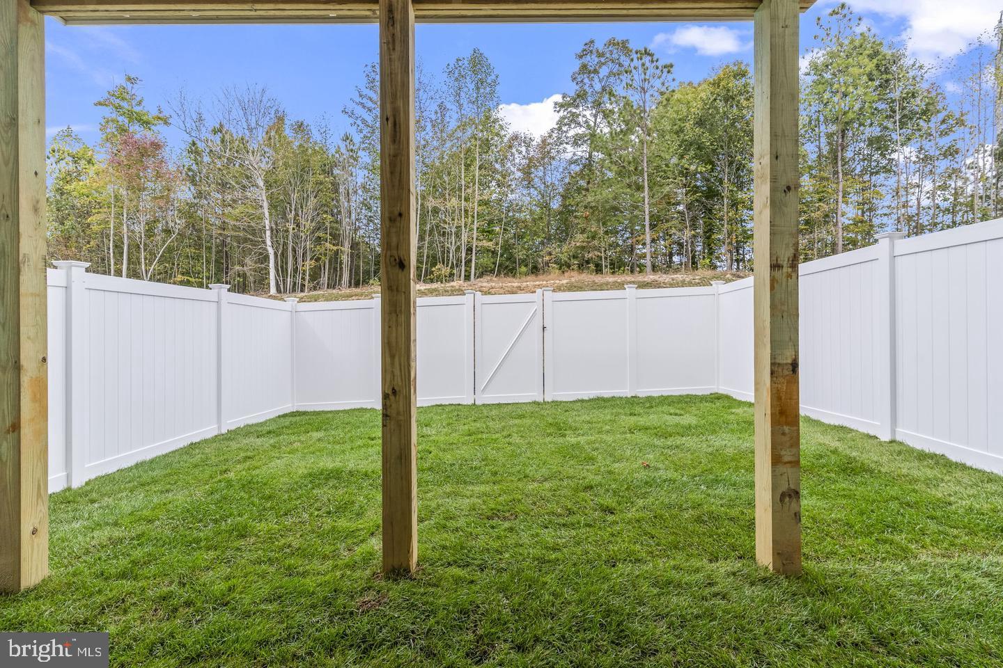 MEADOWS AT TOWN RUN II - Residential