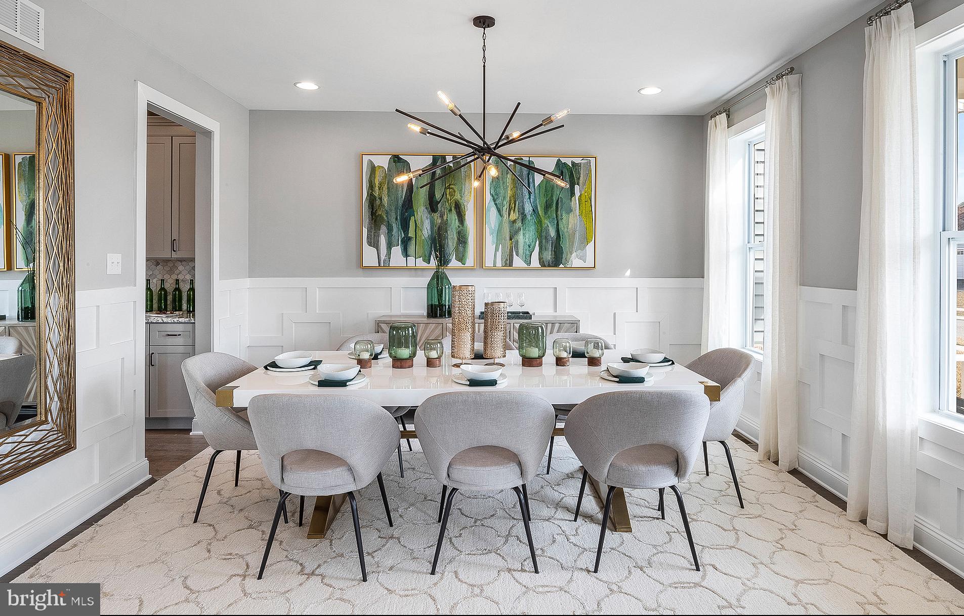 1205 N OLMSTED PARKWAY