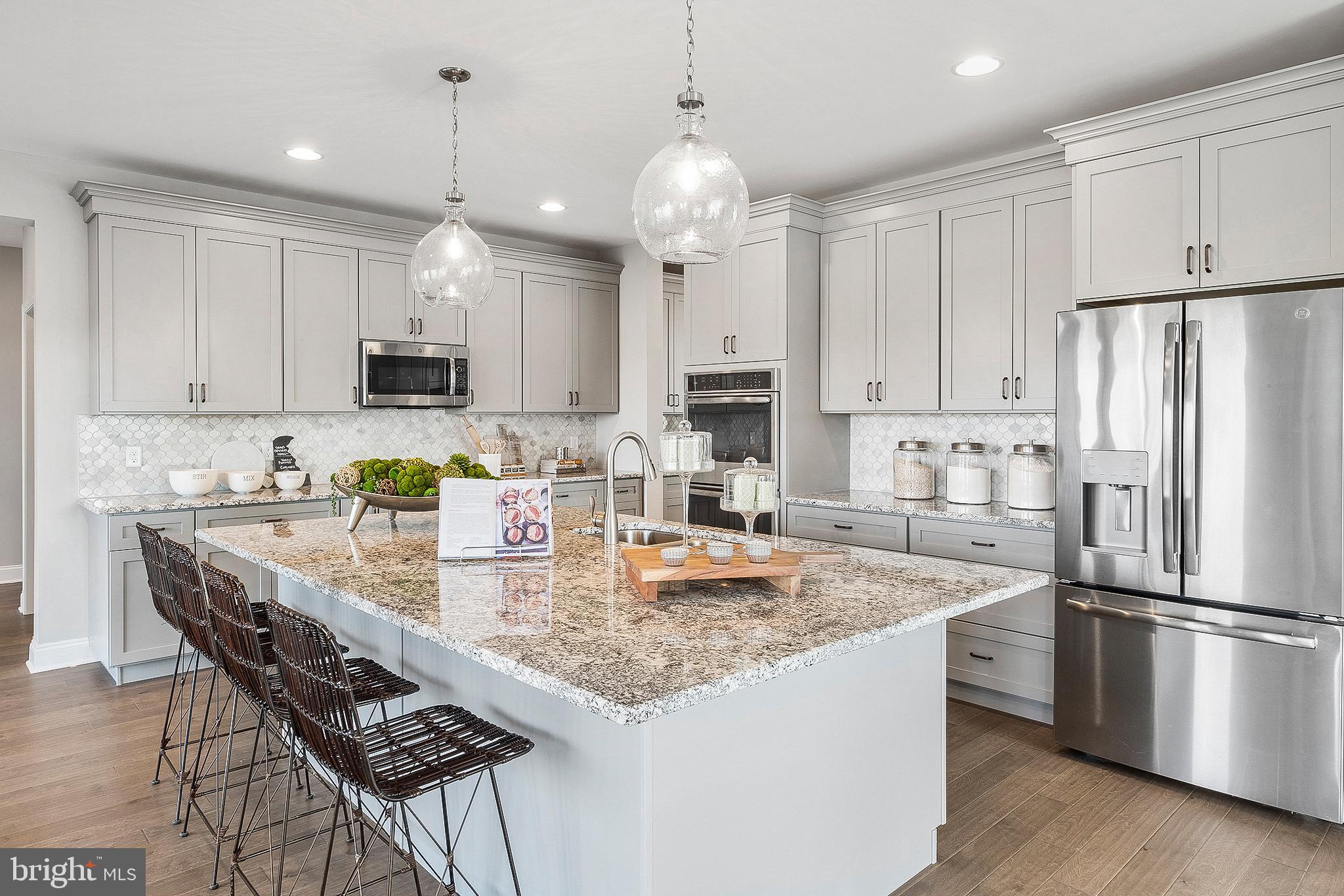 VILLAGE OF BAYBERRY - Residential